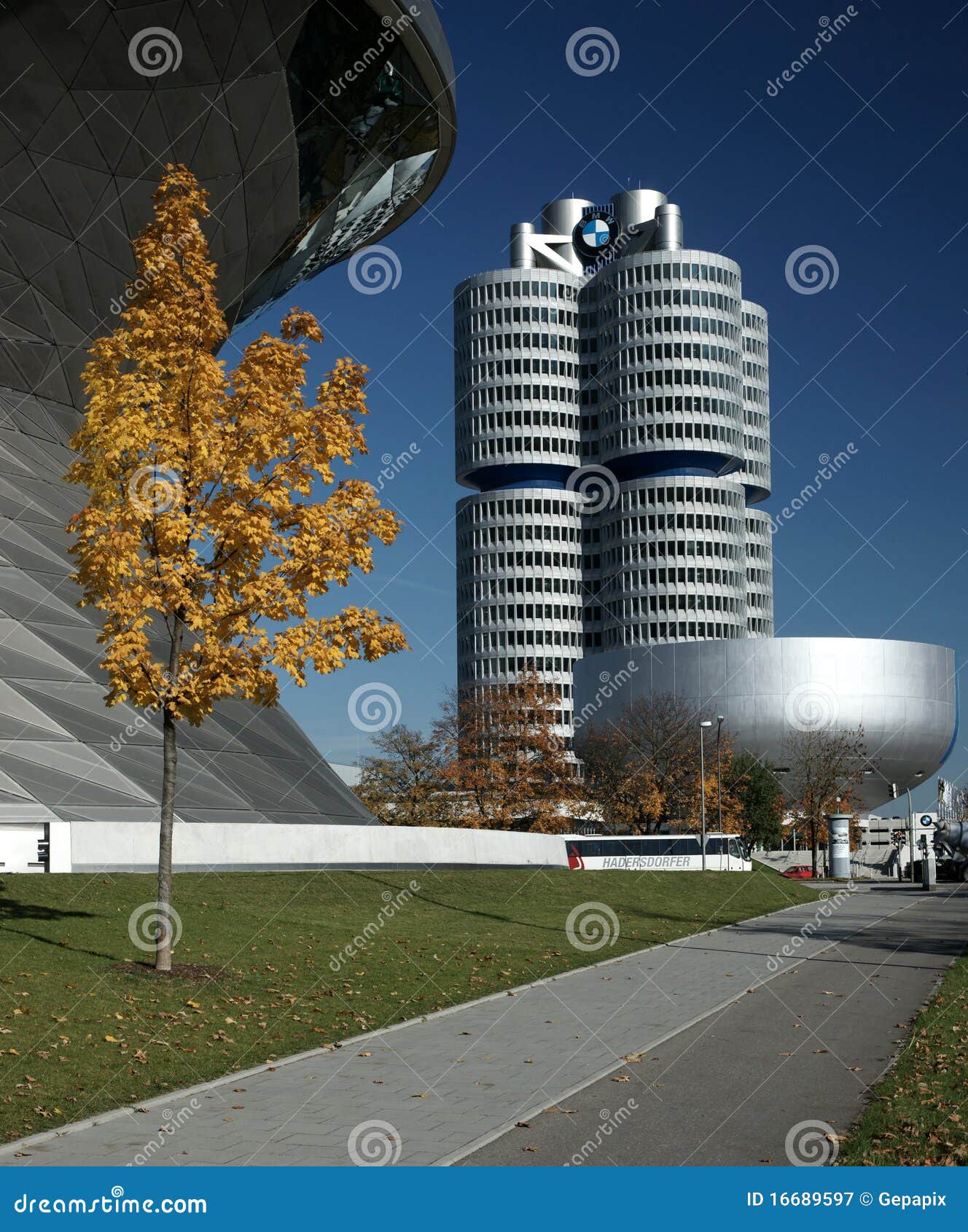 BMW Headquarters editorial photography. Image of autumn 16689597