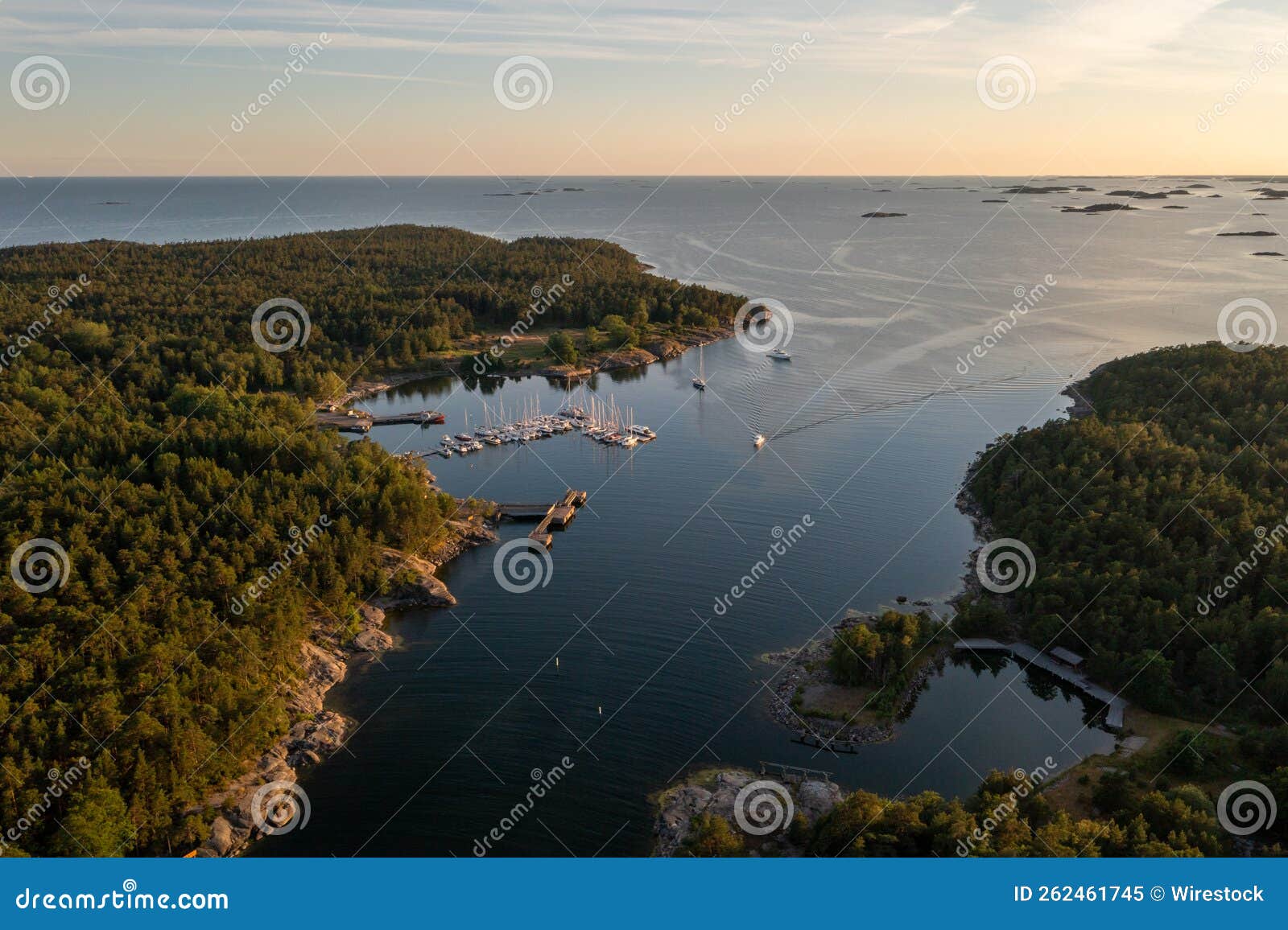 boat arriving to a guest harbor 02