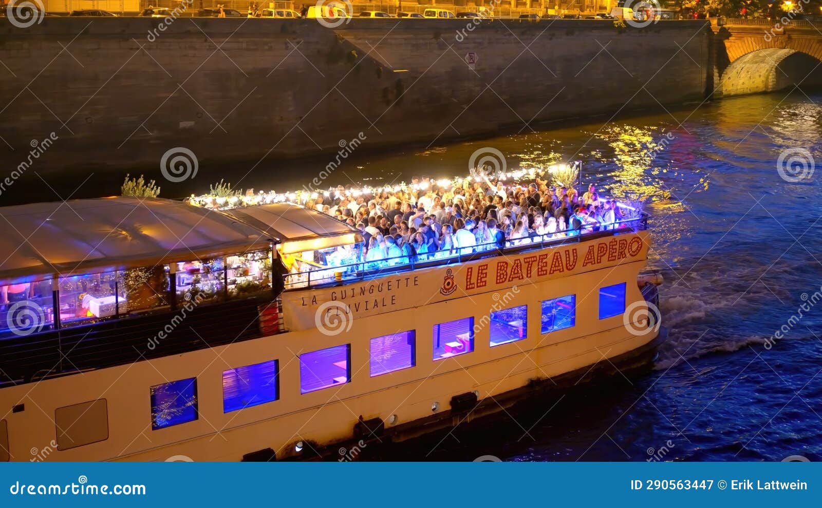 night time boat tour paris