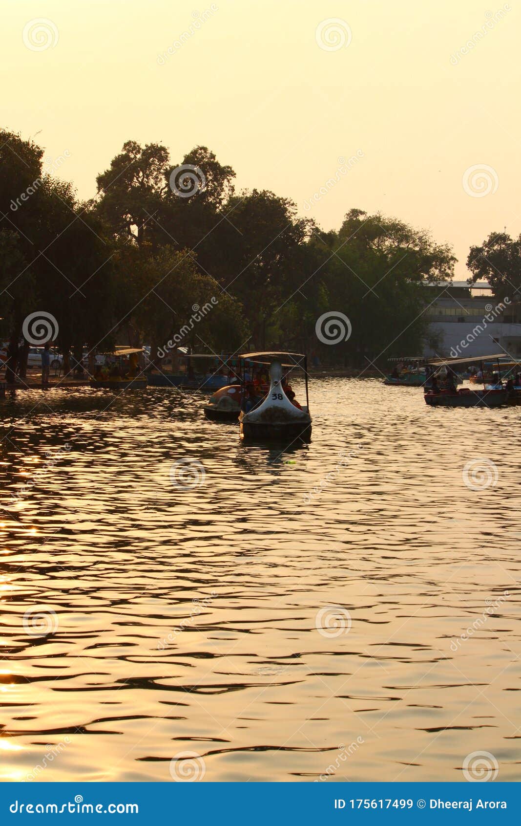 Boating at India Gate, New Delhi Editorial Stock Image Image of boats