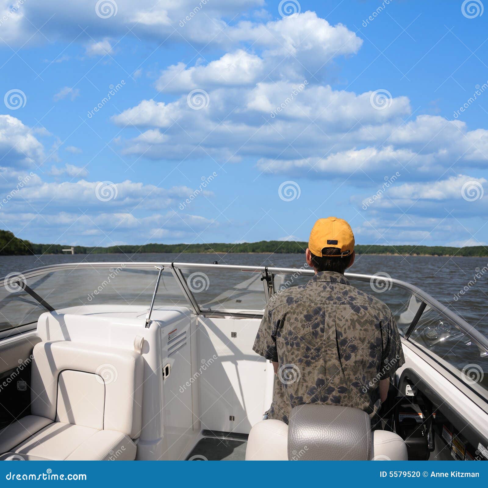 Boating in Kentucky 4 stock photo. Image of clouds, outside 5579520