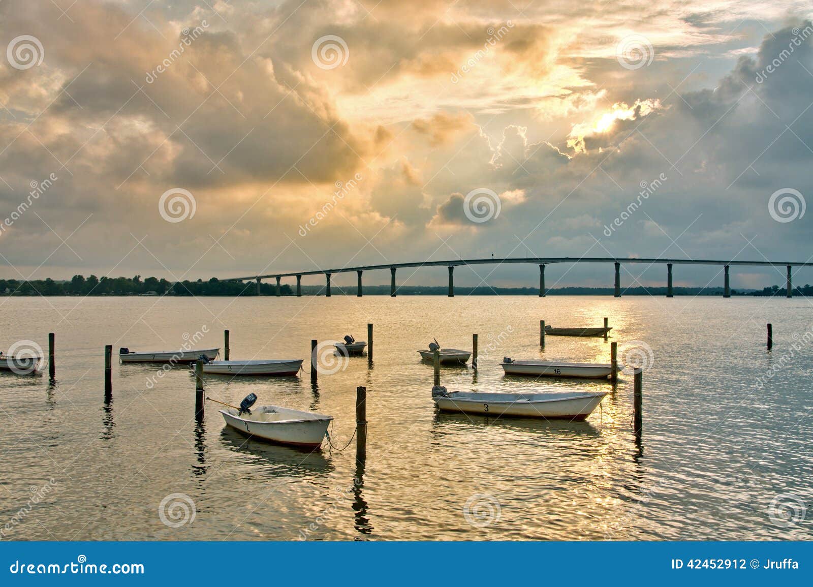 boats in chesapeake bay at solomons island