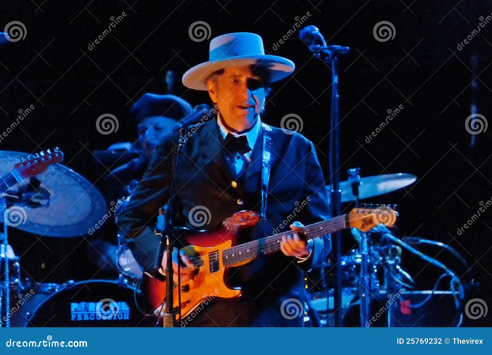 Bob Dylan editorial photography. Image of profession - 25769232