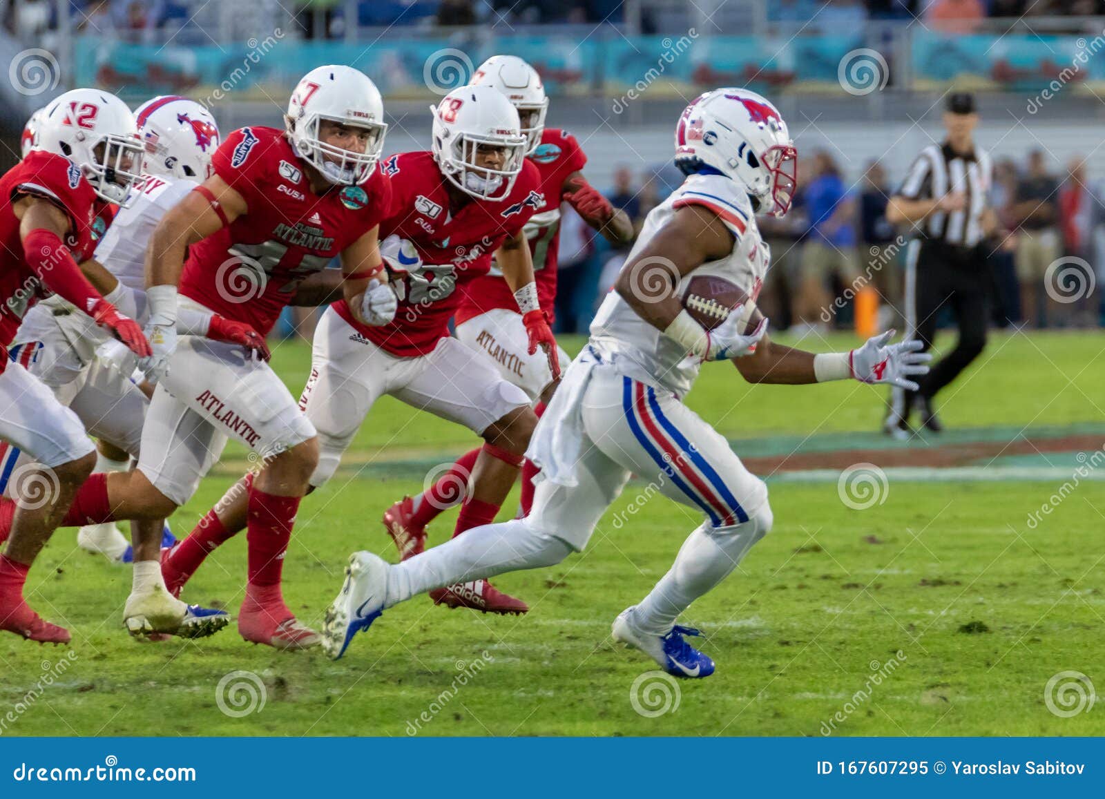 Florida Atlantic Owls Vs SMU Mustangs. Cheribundi Boca Raton Bowl 2019 ...