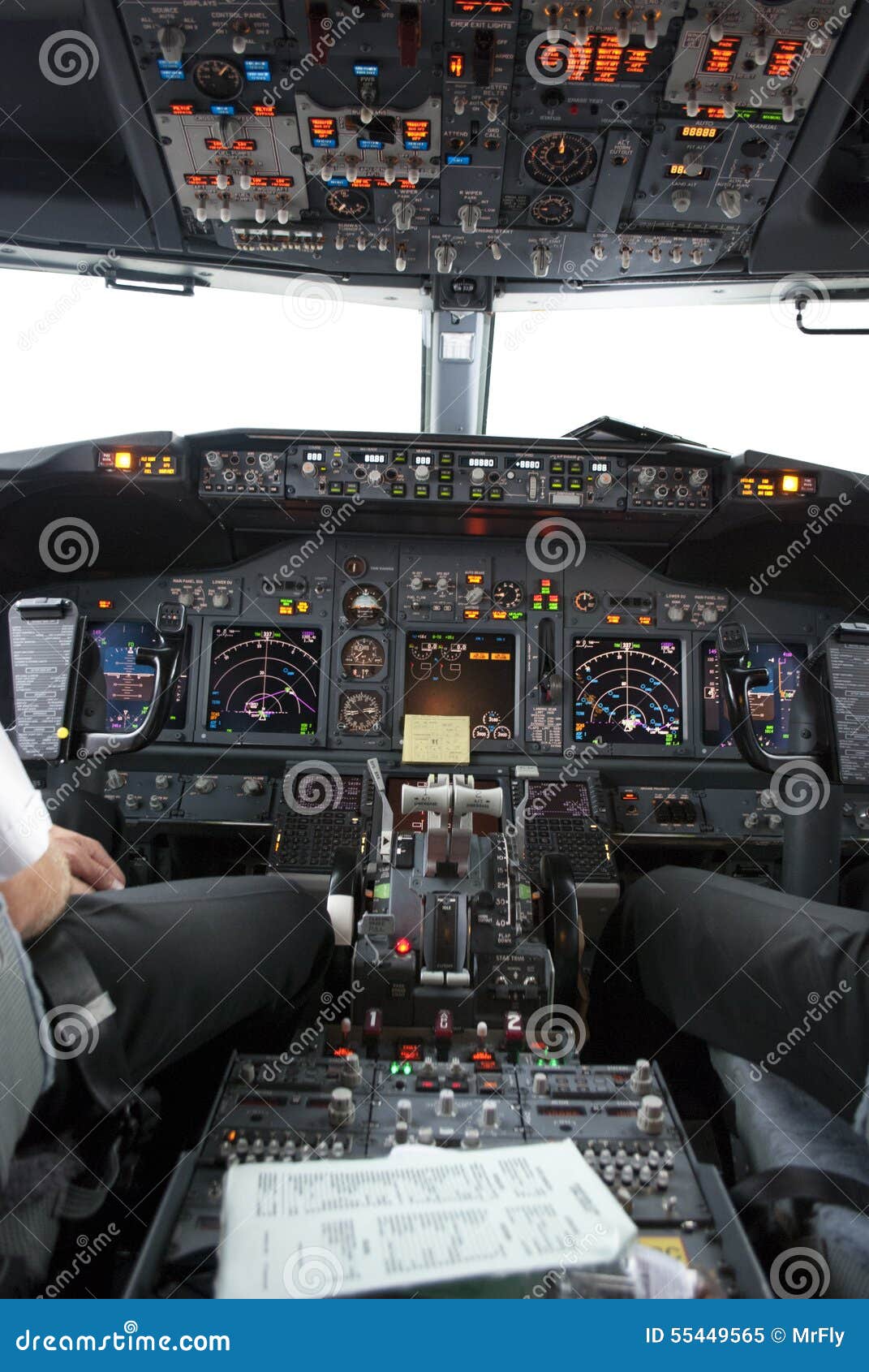 207 Flight Deck Pilots Stock Photos Free & RoyaltyFree Stock Photos