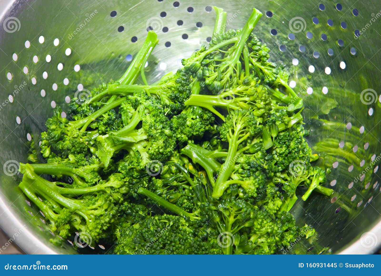 Boiled Broccoli in a Druschlag Stock Image Image of dieting, clean