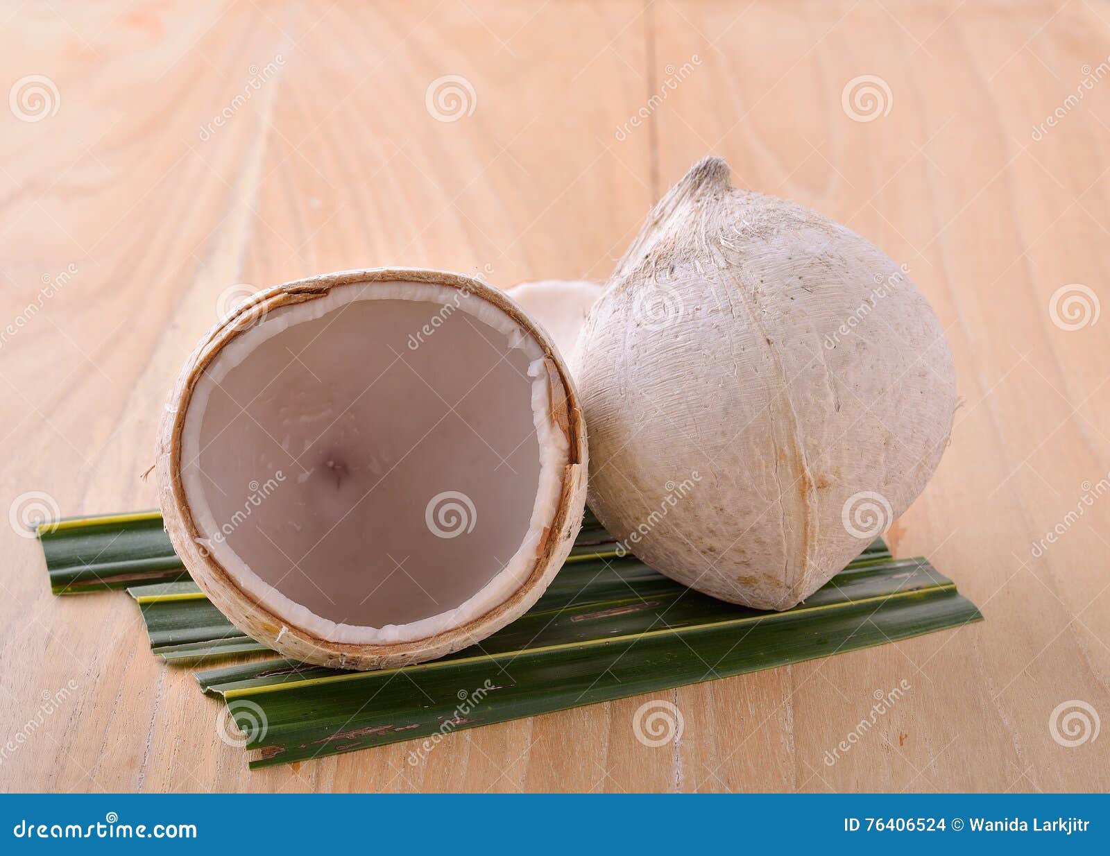 Boiled Coconut Milk With Baegu Leaves And Fresh Shrimp. Stock Photo