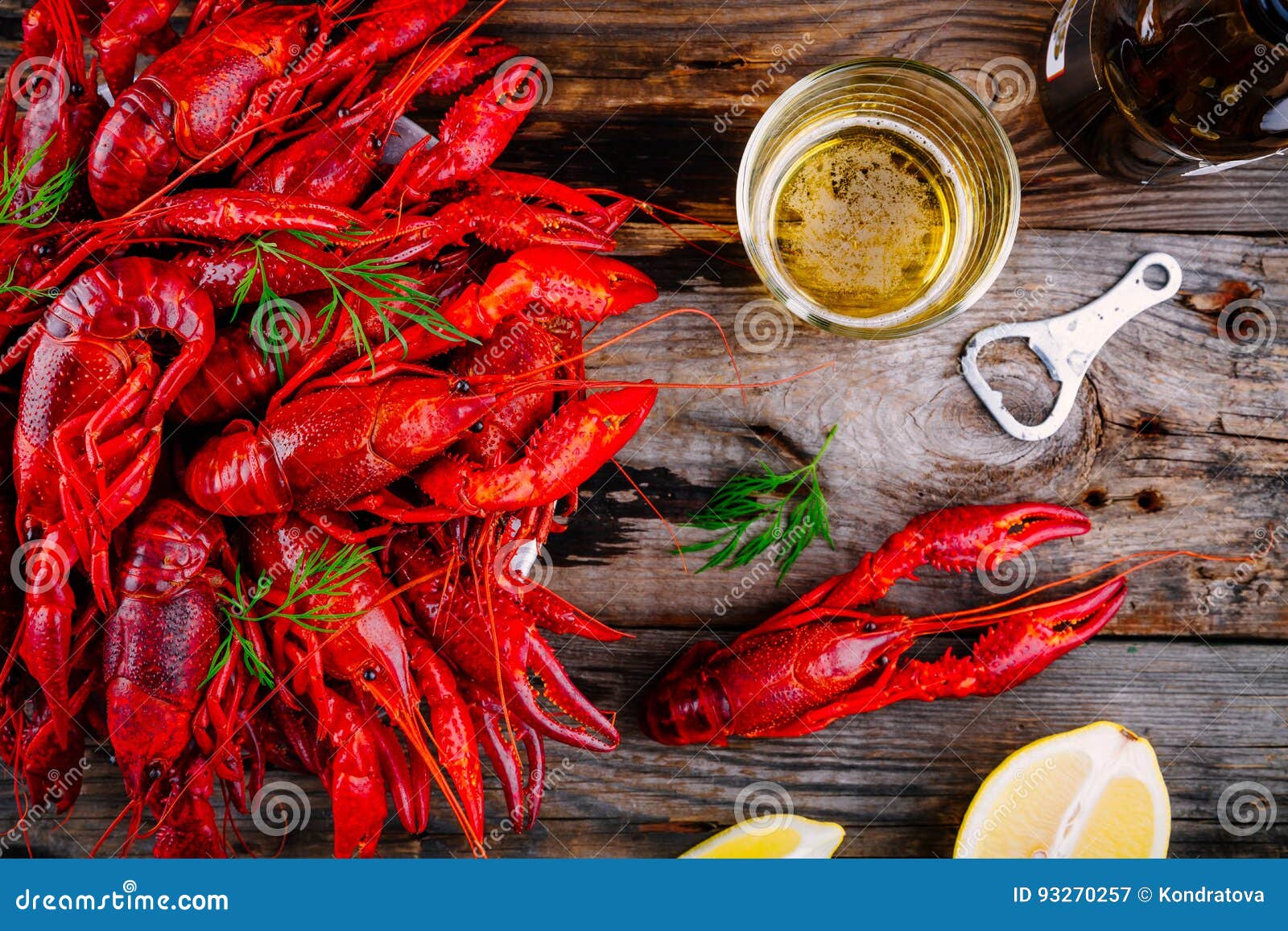 boiled crayfish with dill and beer