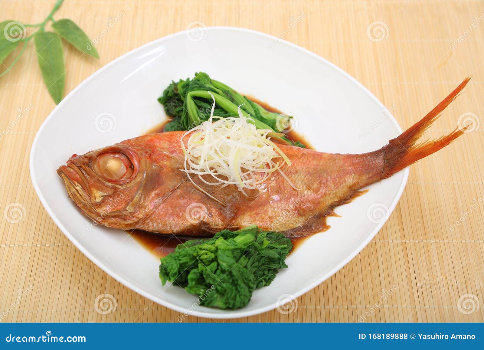 Golden Eye Snapper Simmered in Soy Sauce Stock Photo - Image of spinach,  grill: 168189888