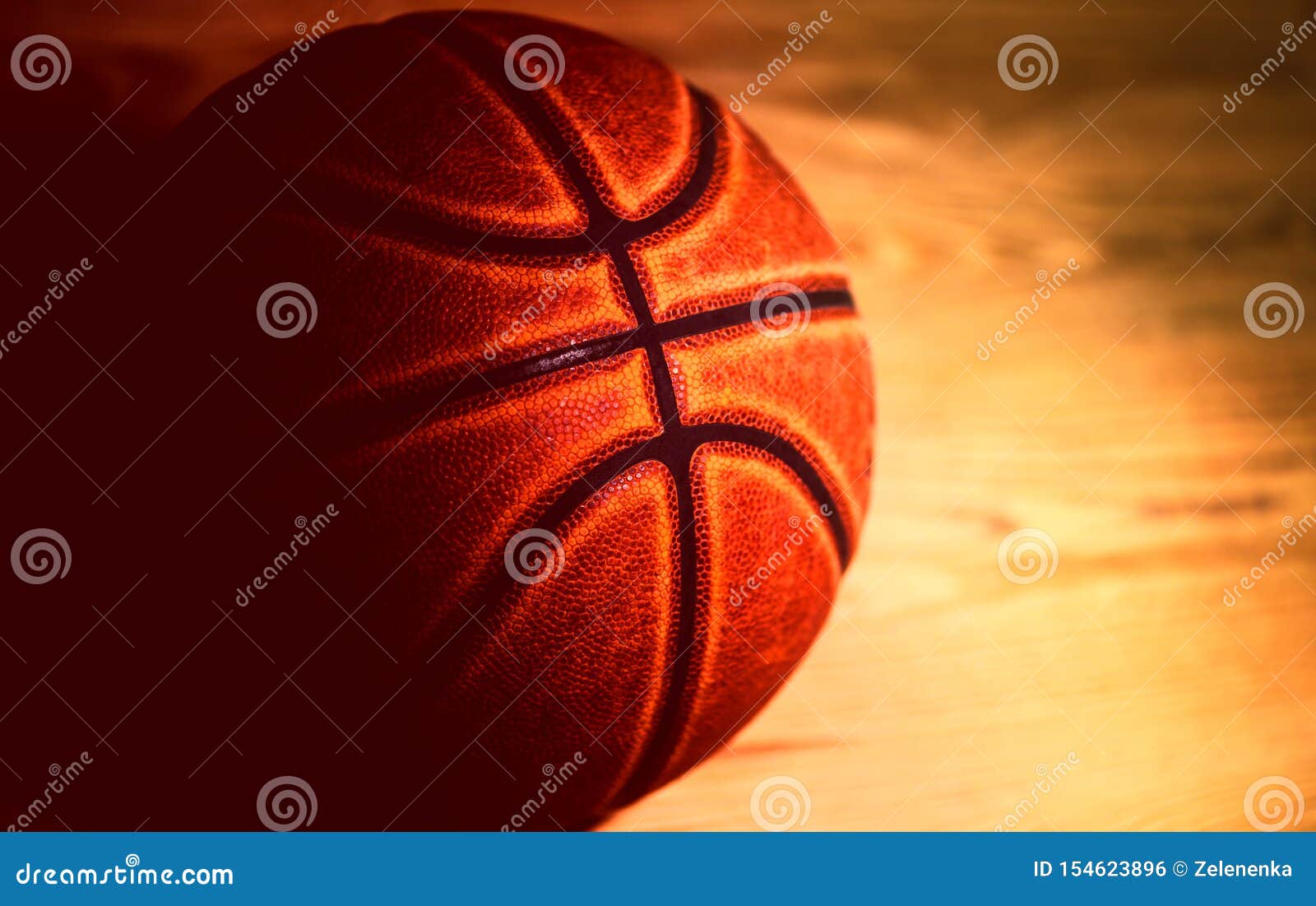 Bola Basquete Tribunal Madeira Jogo Basquete Fundo Desfocado Antecedentes  Basketball fotos, imagens de © matimix #667732062