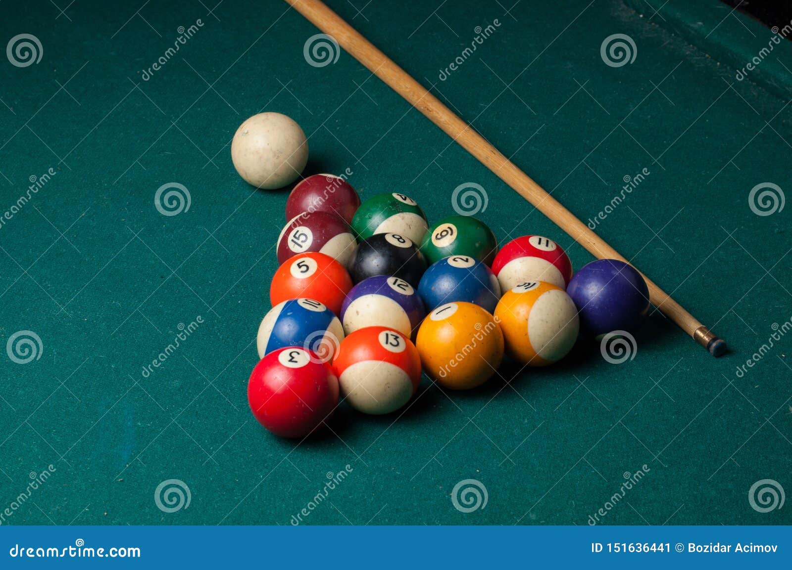 Bolas de bilhar na mesa verde, closeup, ninguém, jogo de sinuca americana