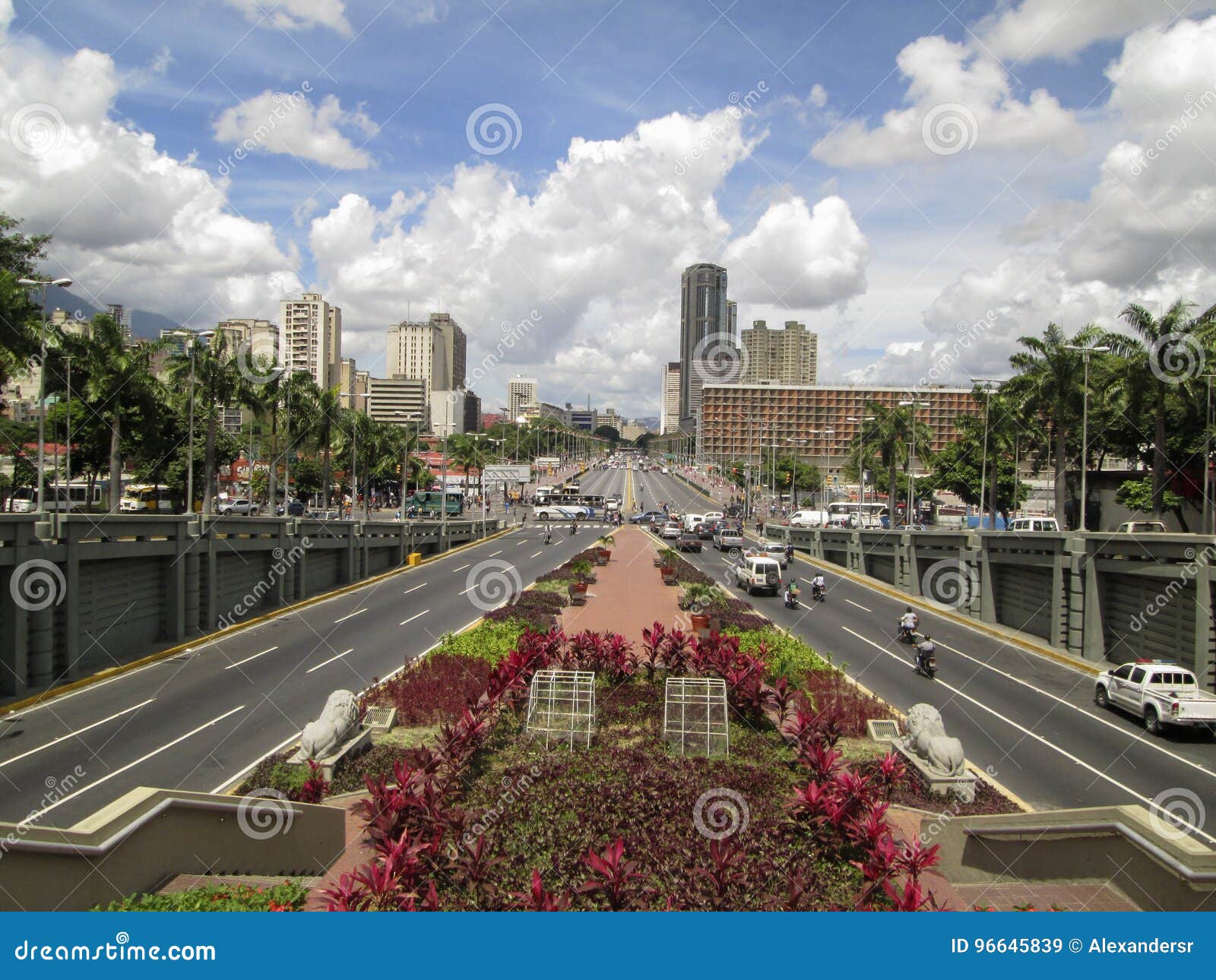 bolivar avenue,avenida bolivar,caracas,venezuela