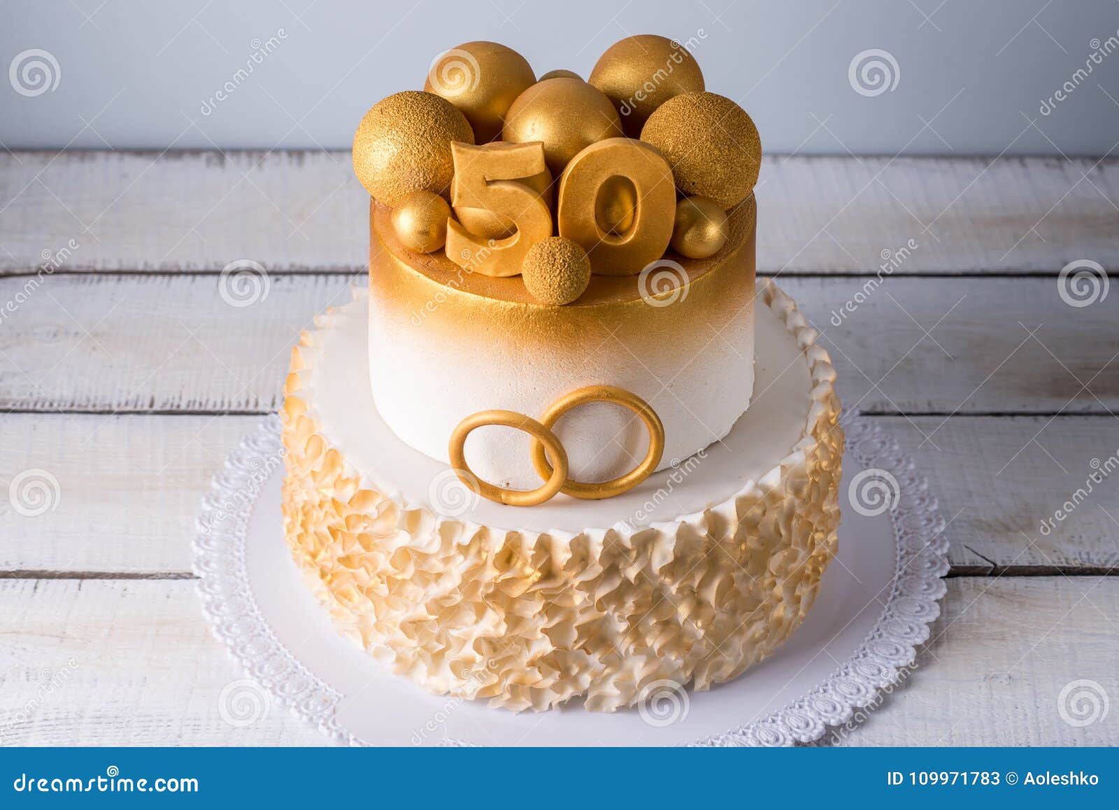 Da séri  Bolo de aniversário de ouro, Bolo de aniversário de 50 anos,  Decoração do bolo de aniversário