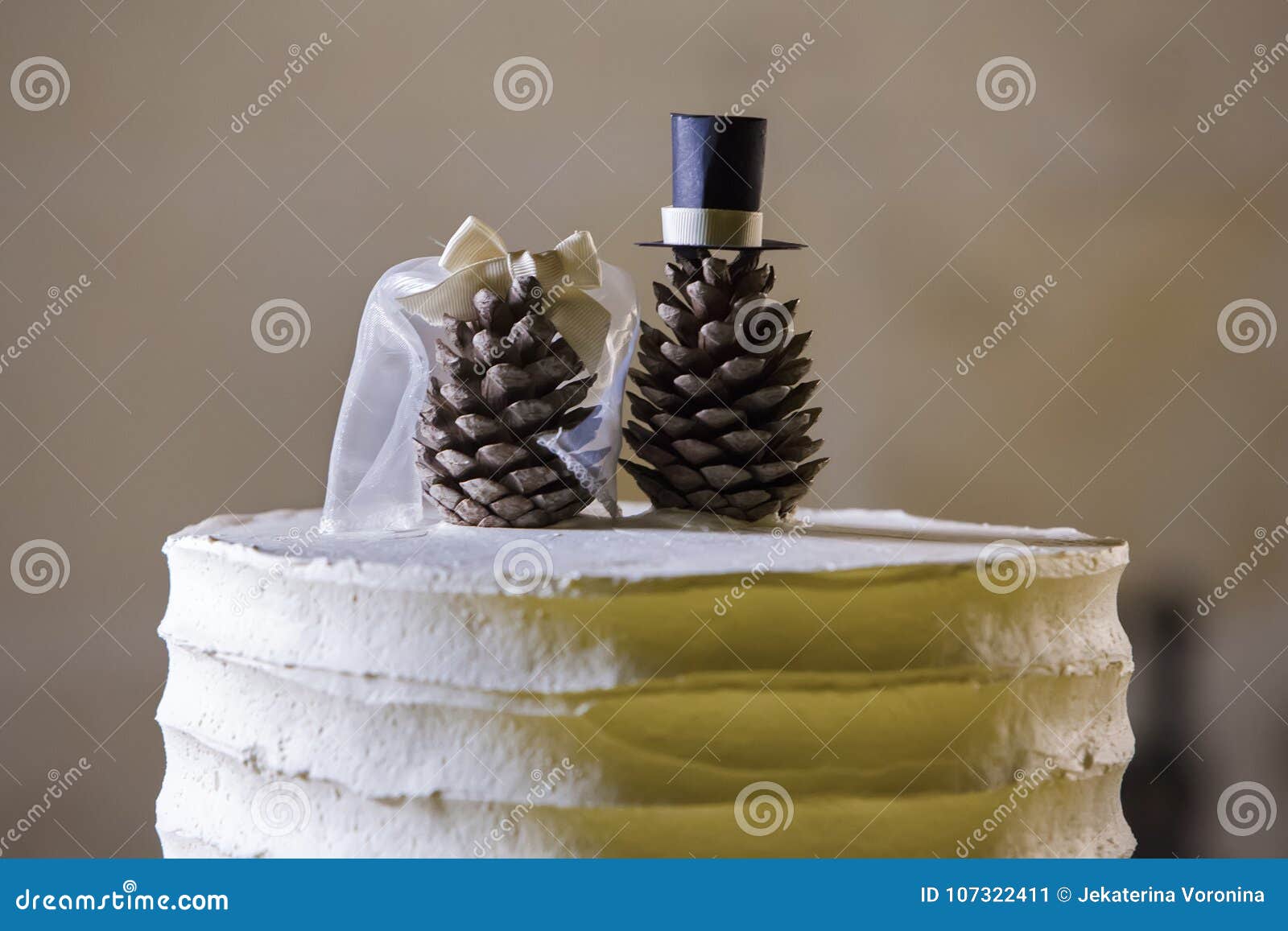 Imagem relacionada  Decorações de bolo de casamento, Bolo