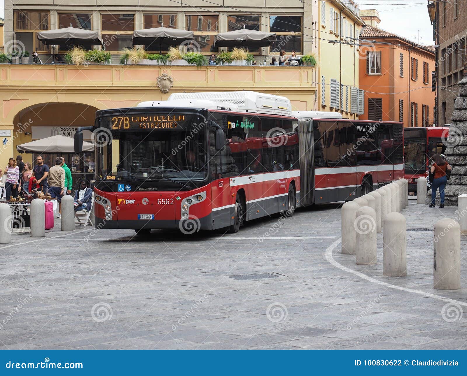 bolognese road trip bus