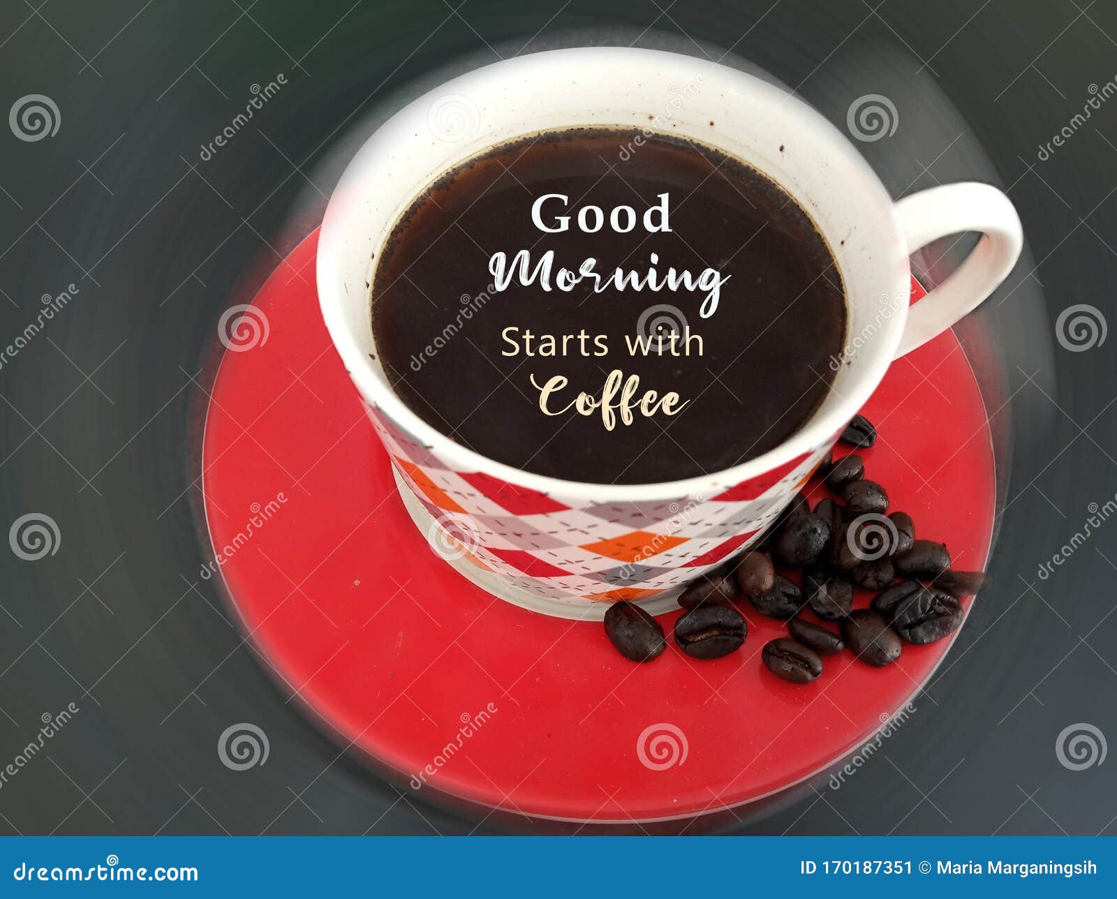 Bom Dia Começa Com Café Café Da Manhã Saudando E Inspirando Palavras Em Uma Xícara De Café Preto Quente Imagem de Stock - Imagem de motivar, marrom: 170187351 Bom Dia Começa Com Café Café Da Manhã Saudando E Inspirando Palavras Em Uma Xícara De Café Preto Quente Imagem de Stock - Imagem de motivar, marrom: 170187351