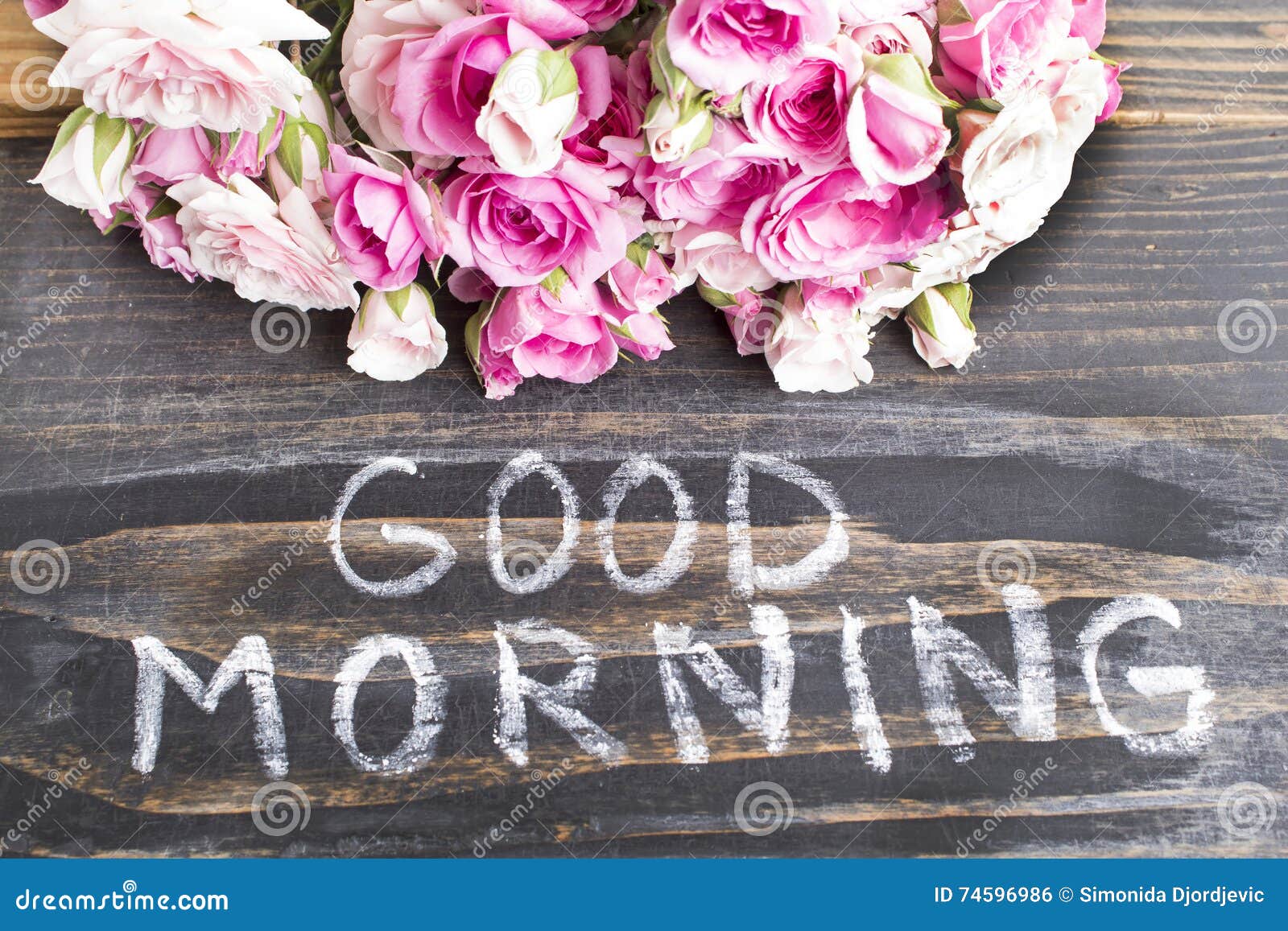 Bom Dia Das Palavras Com Rosas Cor-de-rosa Em Um Fundo De Madeira Rústico Foto de Stock - Imagem de felicidade, positivo: 74596986 Bom Dia Das Palavras Com Rosas Cor-de-rosa Em Um Fundo De Madeira Rústico Foto de Stock - Imagem de felicidade, positivo: 74596986