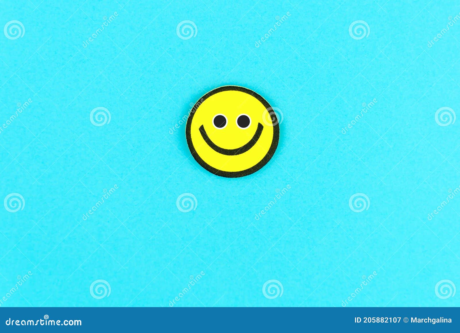 Bom Dia. Emoticon Amarelo Sobre Fundo Azul Brilhante Imagem de Stock - Imagem de sentimento, brilhante: 205882107 Bom Dia. Emoticon Amarelo Sobre Fundo Azul Brilhante Imagem de Stock - Imagem de sentimento, brilhante: 205882107