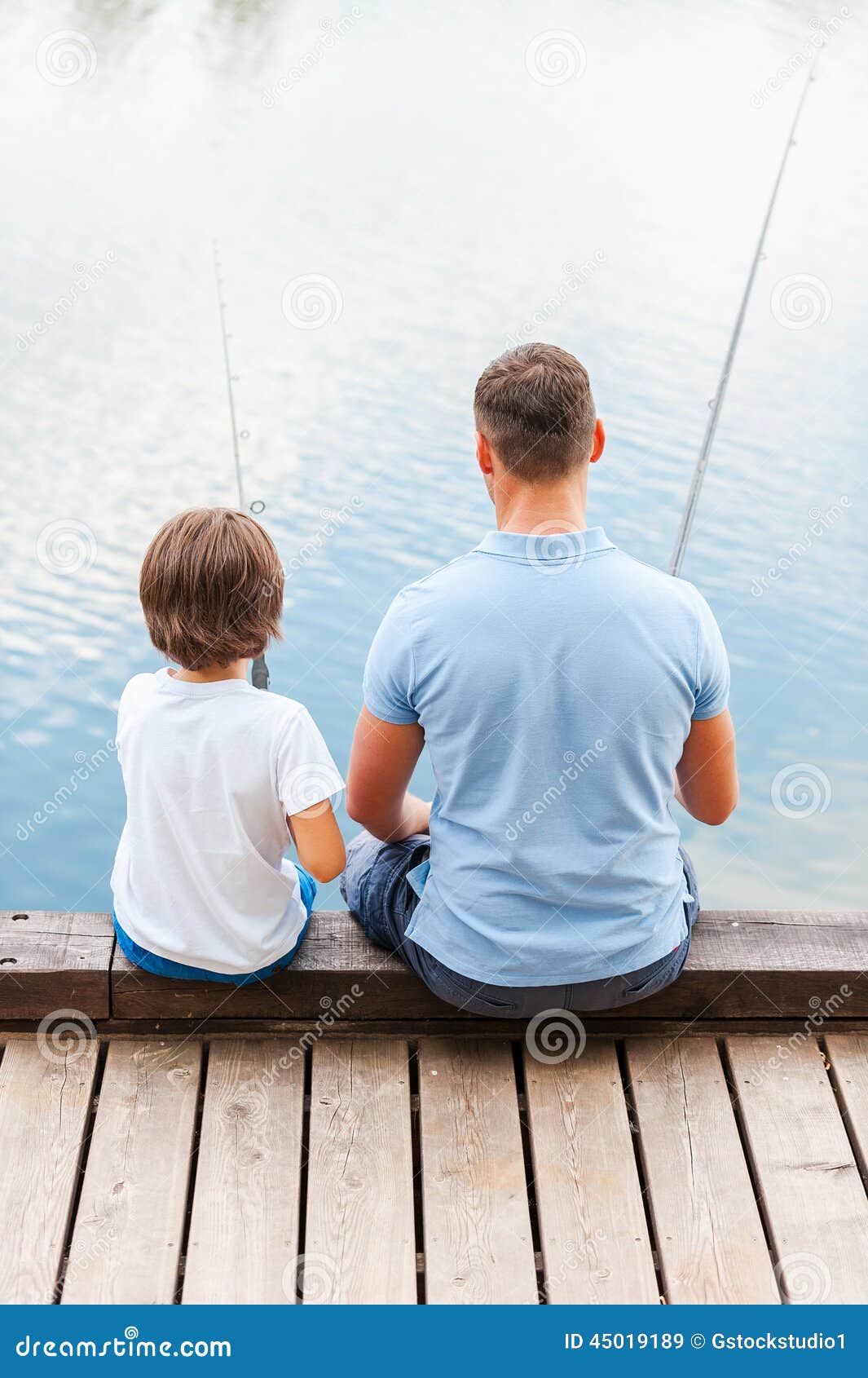 Bom dia para a pesca imagem de stock. Imagem de lifestyle - 45019189 Bom dia para a pesca imagem de stock. Imagem de lifestyle - 45019189