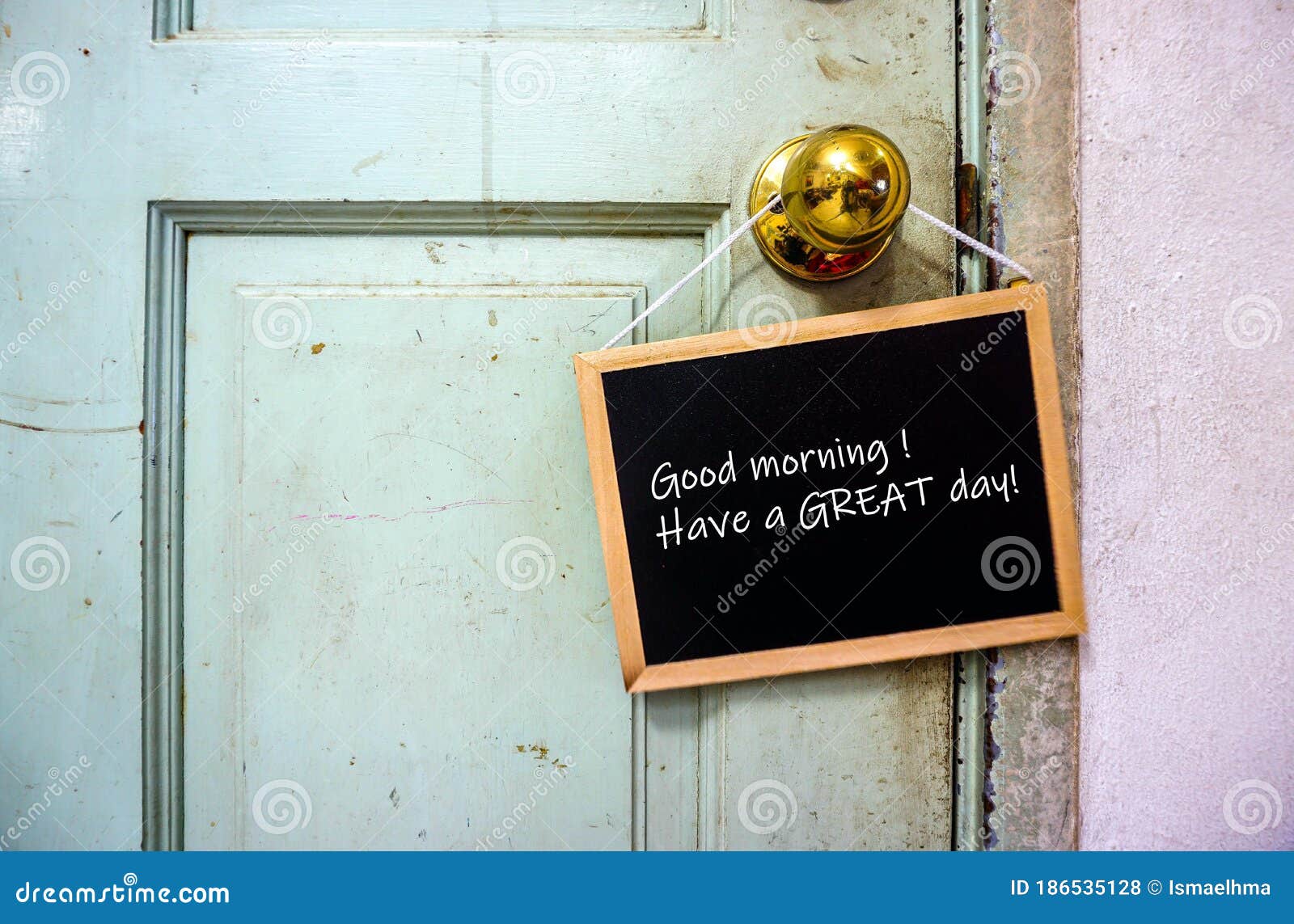 Bom Dia! Tenha Um ótimo Dia Foto de Stock - Imagem de aberto, energia: 186535128 Bom Dia! Tenha Um ótimo Dia Foto de Stock - Imagem de aberto, energia: 186535128