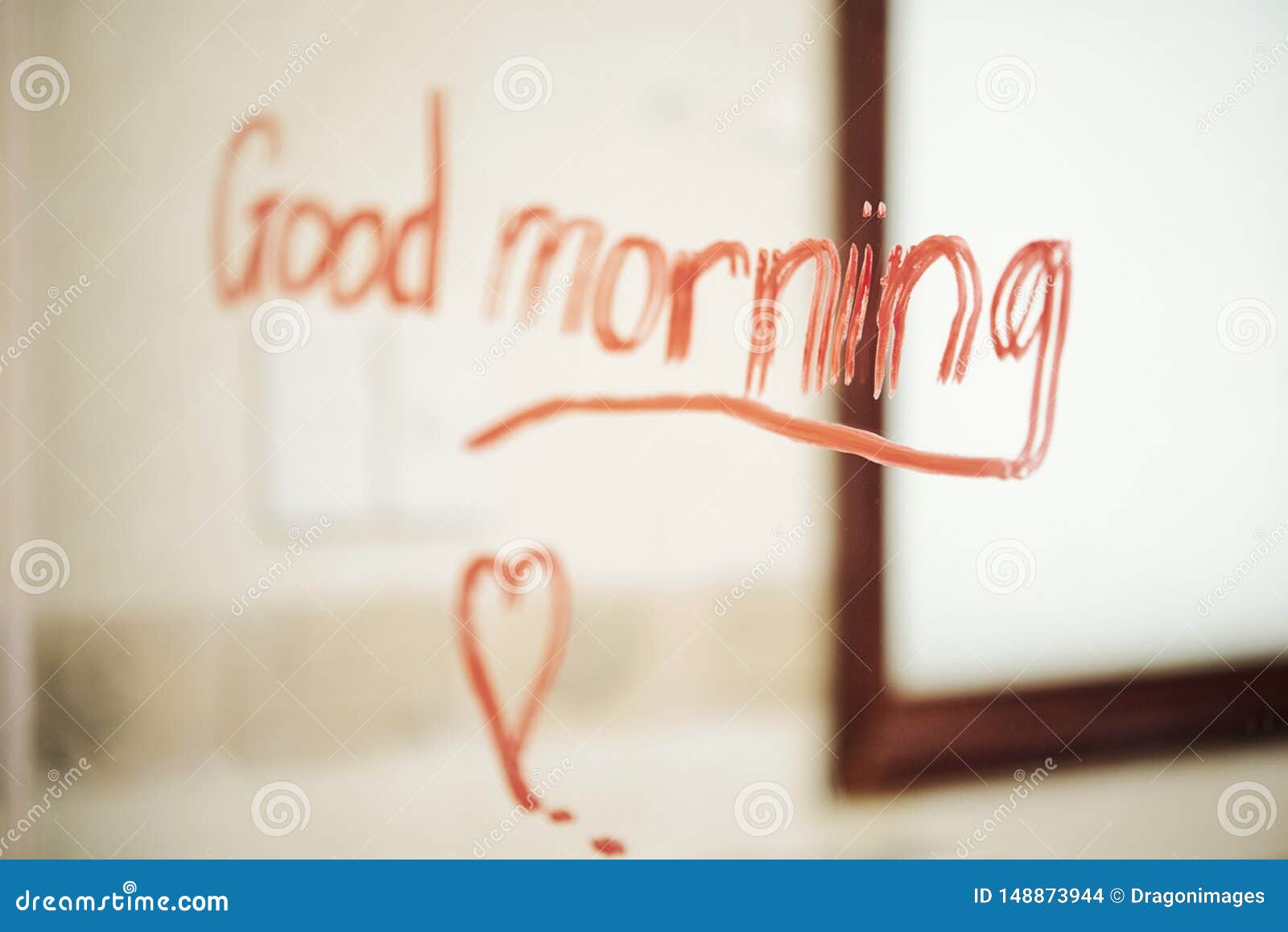 Bom dia a voc? foto de stock. Imagem de espelho, forma - 148873944 Bom dia a voc? foto de stock. Imagem de espelho, forma - 148873944