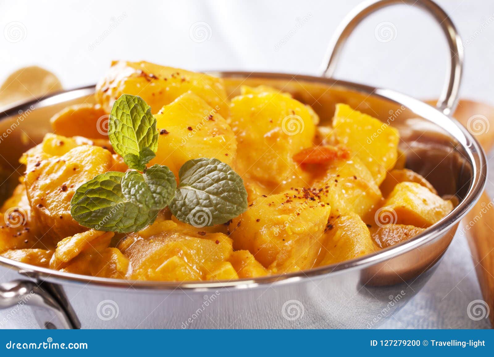 Bombay-Kartoffel-Curry stockfoto. Bild von vegan, vegetarier - 127279200