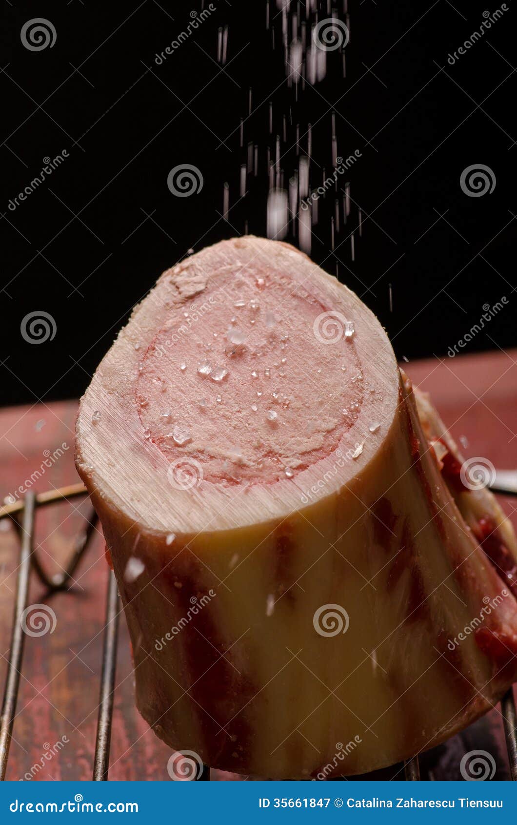 Bone with raw marrow stock image. Image of tissue, delicious - 35661847