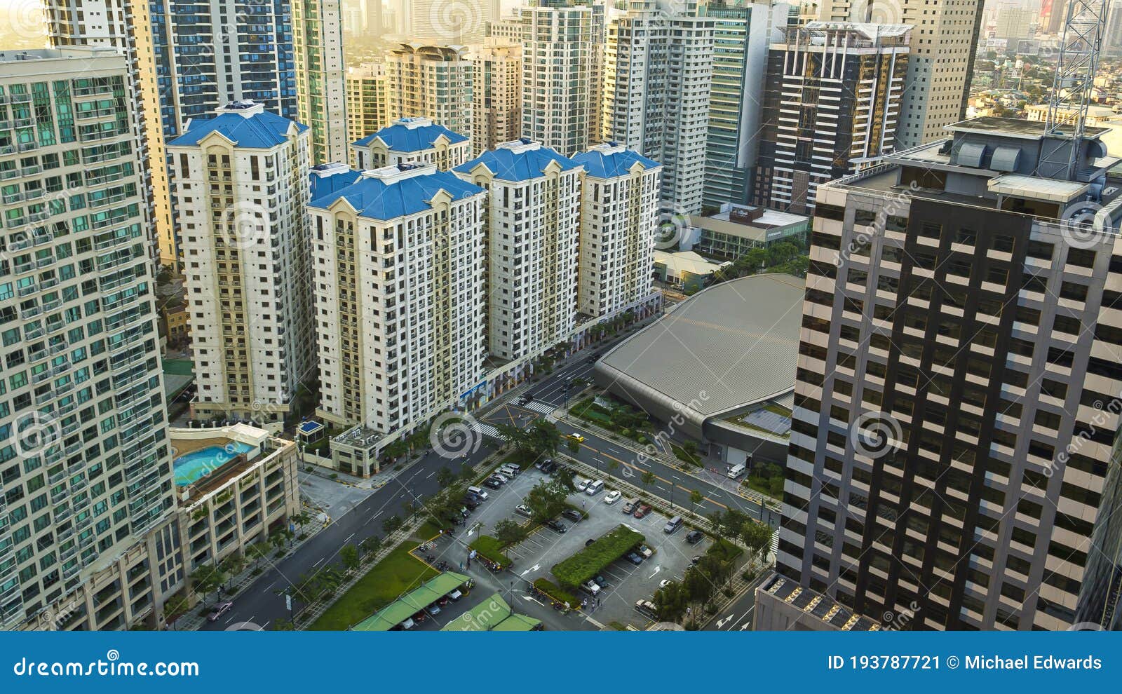 Bonifacio Global City, Metro Manila, Philippines - High End Residential  Condos and the Mind Museum. Stock Image - Image of background, apartment:  193787721