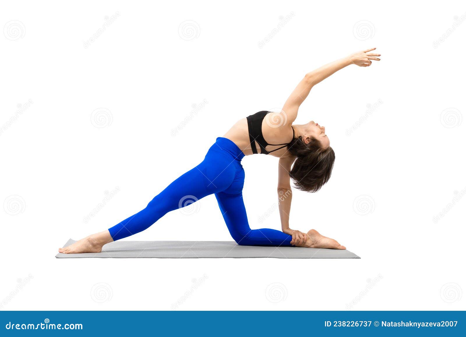 Bonito Yoga. Balance De Desviación De Cuerpo En Un Lado. Encaja Atractiva  Mujer En La Práctica De Ropa Deportiva Azul Camello Comp Imagen de archivo  - Imagen de practique, atractivo: 238226737
