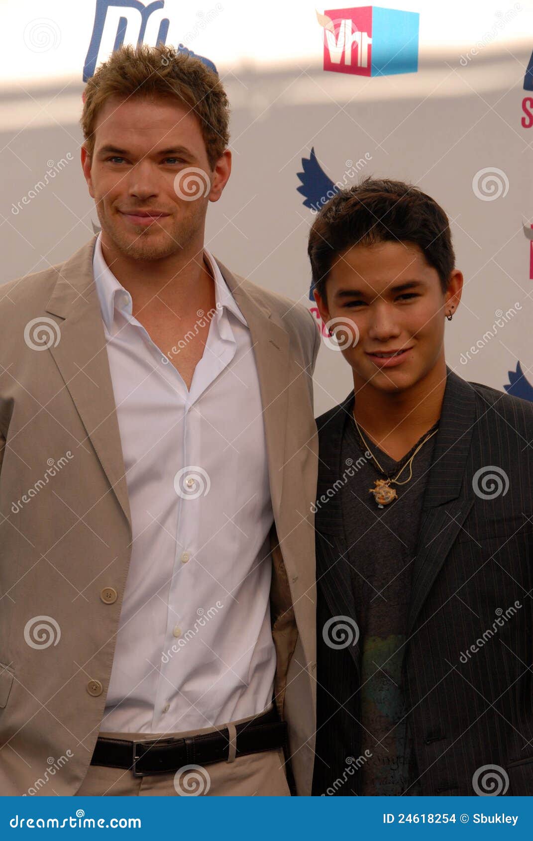 206 Kellan Lutz Stock Photos - Free \u0026 Royalty-Free Stock Photos from  Dreamstime, image size:1071x1690