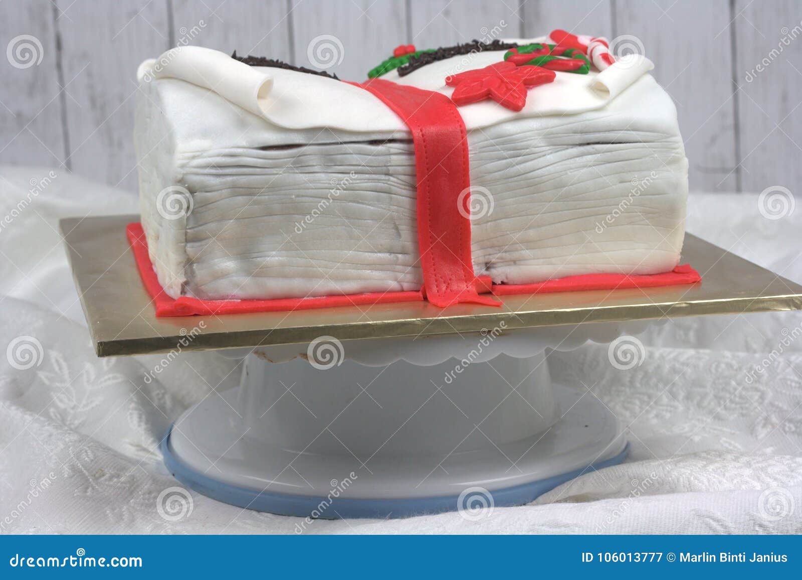 Book Shape Fondant Cake - The Cake World Shop