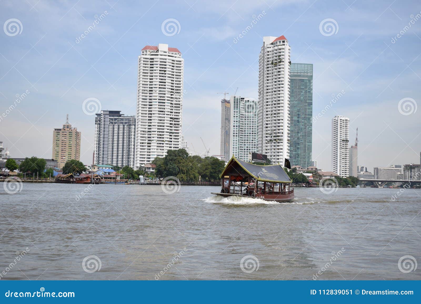 Bootsshuttle Auf Fluss Bangkok Redaktionelles Foto Bild Von Bangkok Fluss