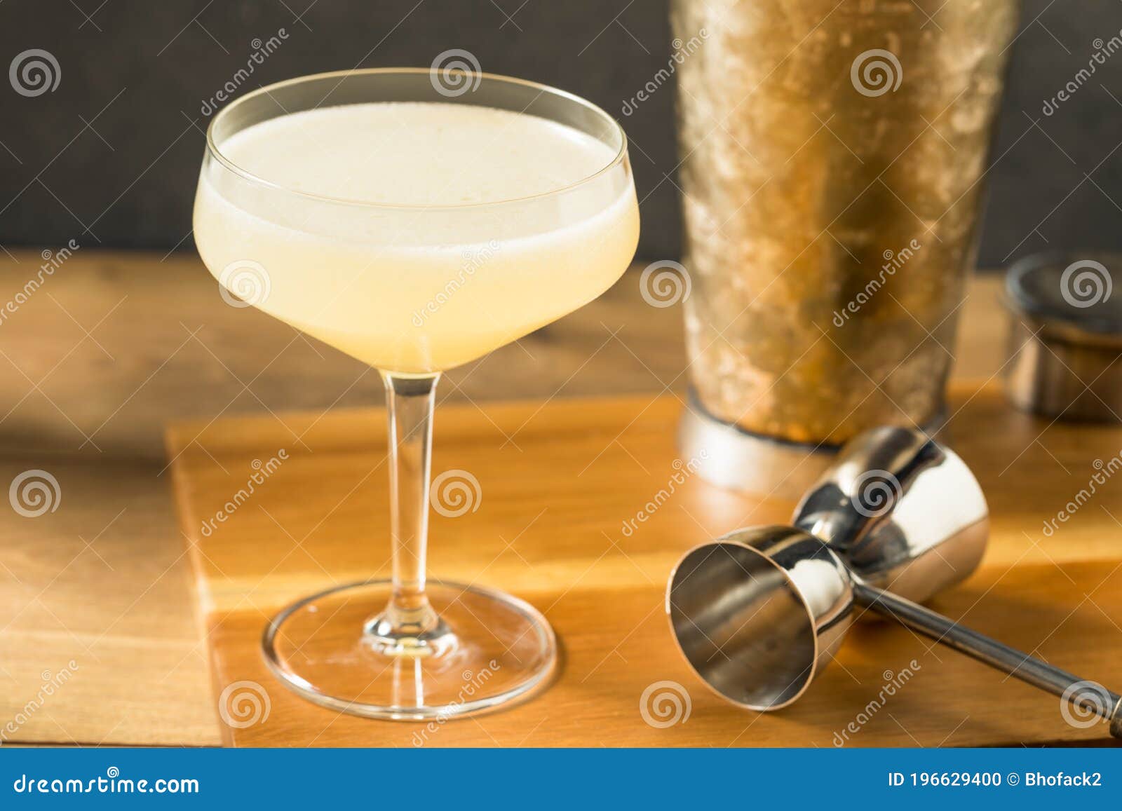 boozy corpse reviver no 2 cocktail