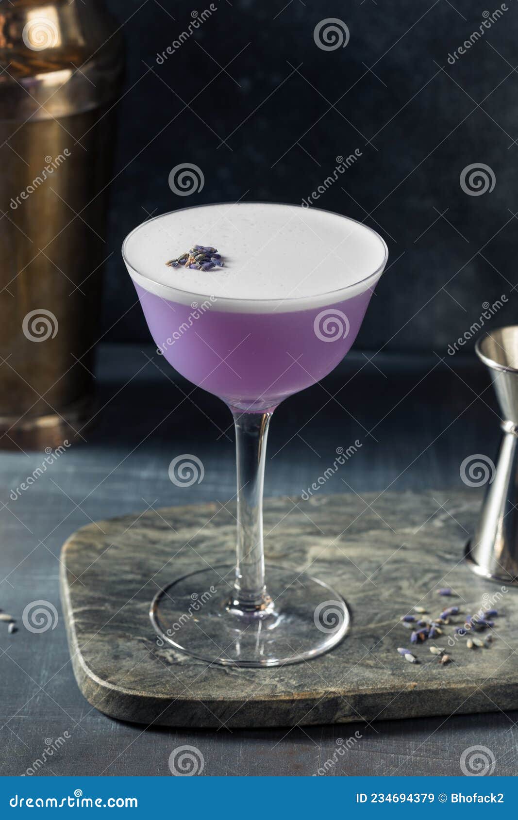 Boozy Lavender Gin Cocktail Stock Image Image of purple, lavender