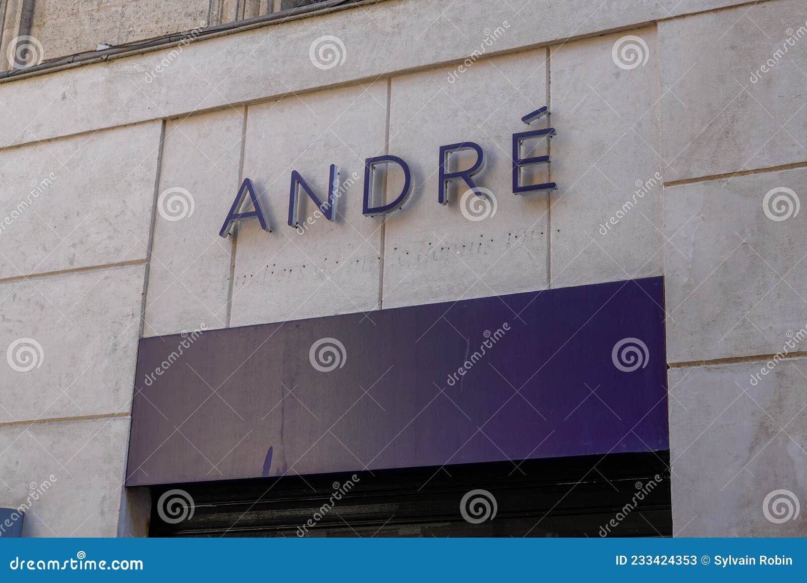 Andre Logo Sign Shoes Store Brand Text Shop French Footwear Retail ...