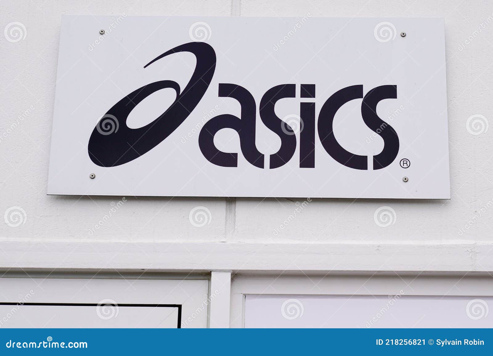 Bederven Sicilië Elektropositief Asics Logo Brand and Text Sign of Japanese Multinational Corporation Shoes  Athletic Editorial Photo - Image of commercial, europa: 218256821