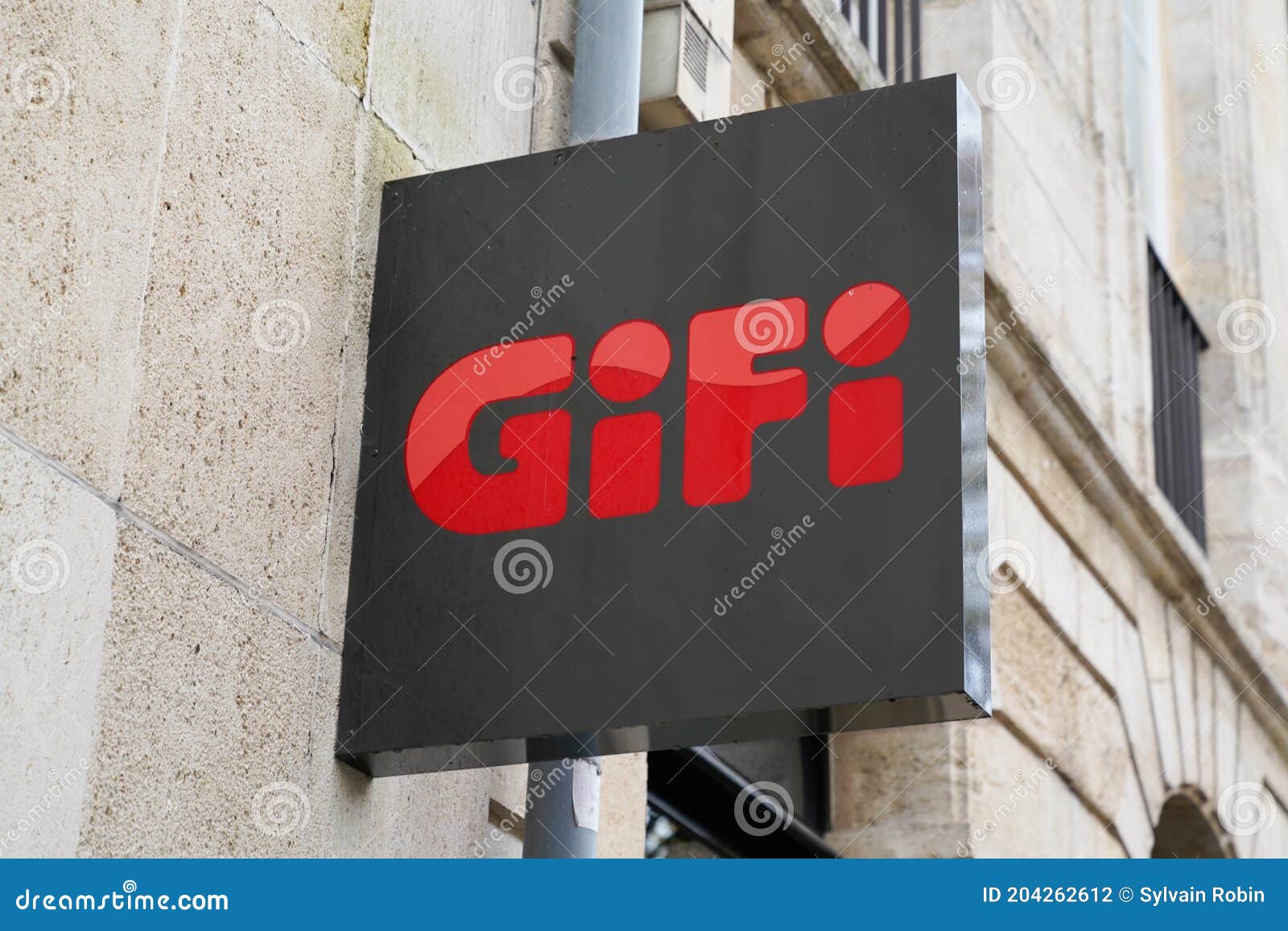 Gifi Retail Sign and Text Logo Facade French Store Company Low Cost