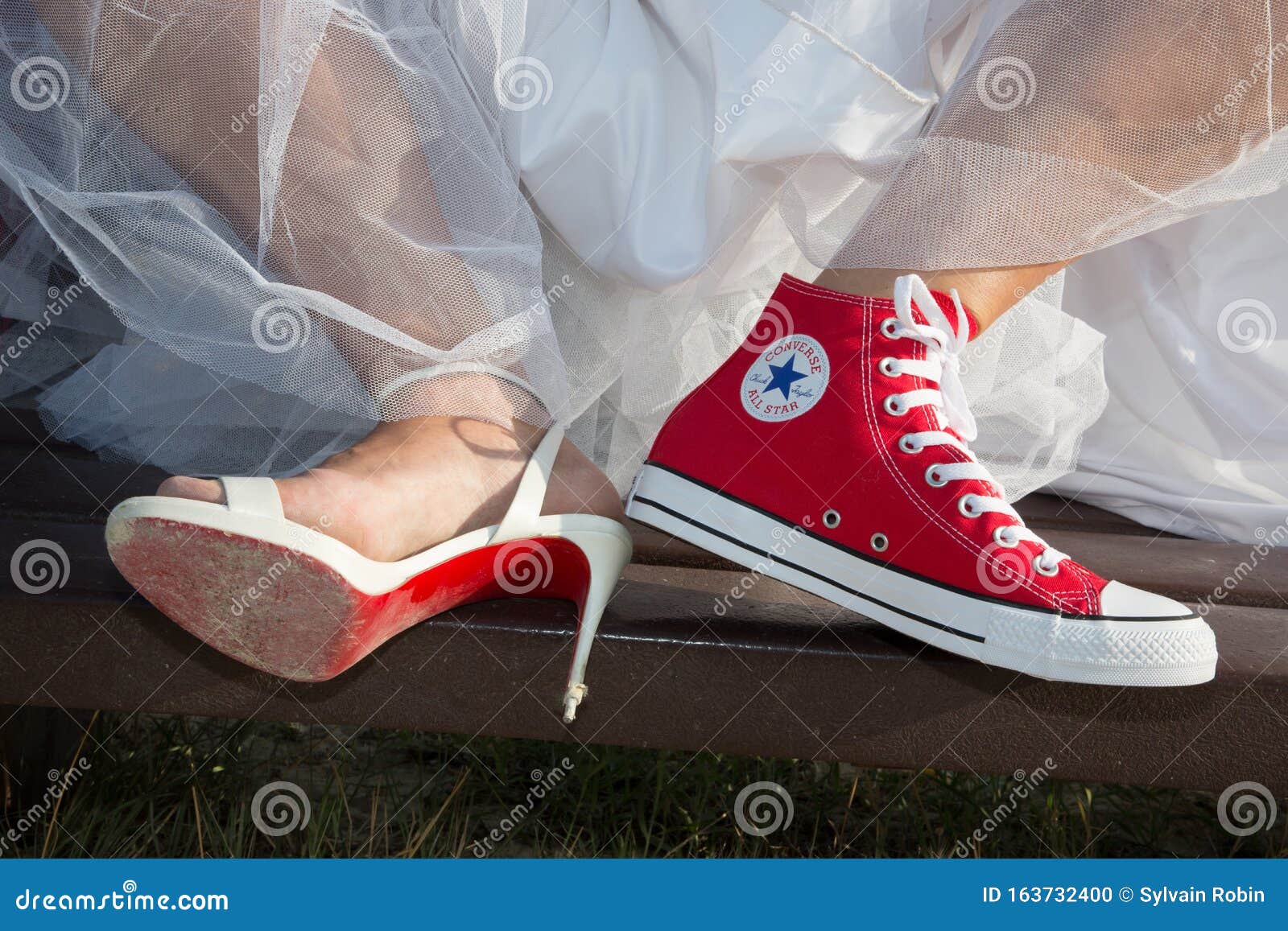 Bordeaux , Aquitaine / France - 11 07 2019 : High Heels Bride Feet Wedding  Dress and Red Sneakers Converse Editorial Image - Image of cute, clothing:  163732400
