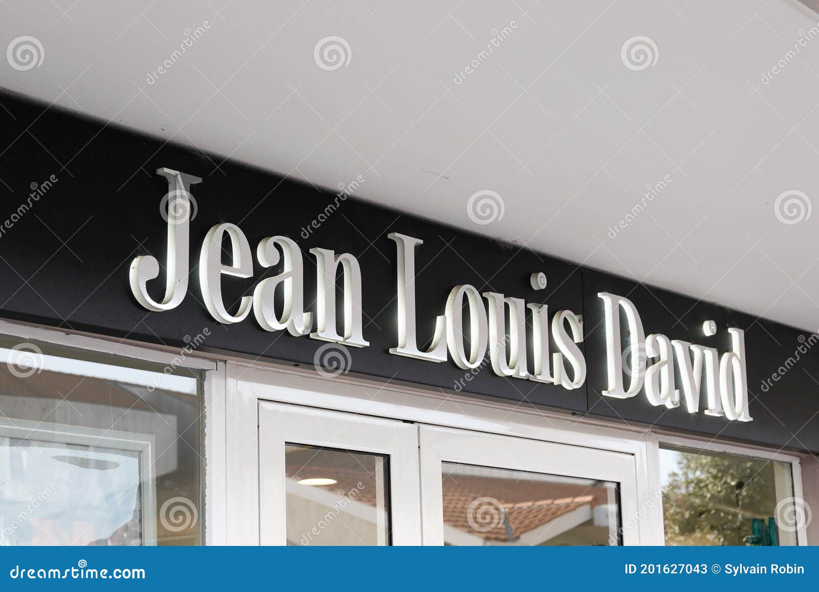 Jean Louis David Sign Text and Logo of Hairdresser Salon Expert of ...