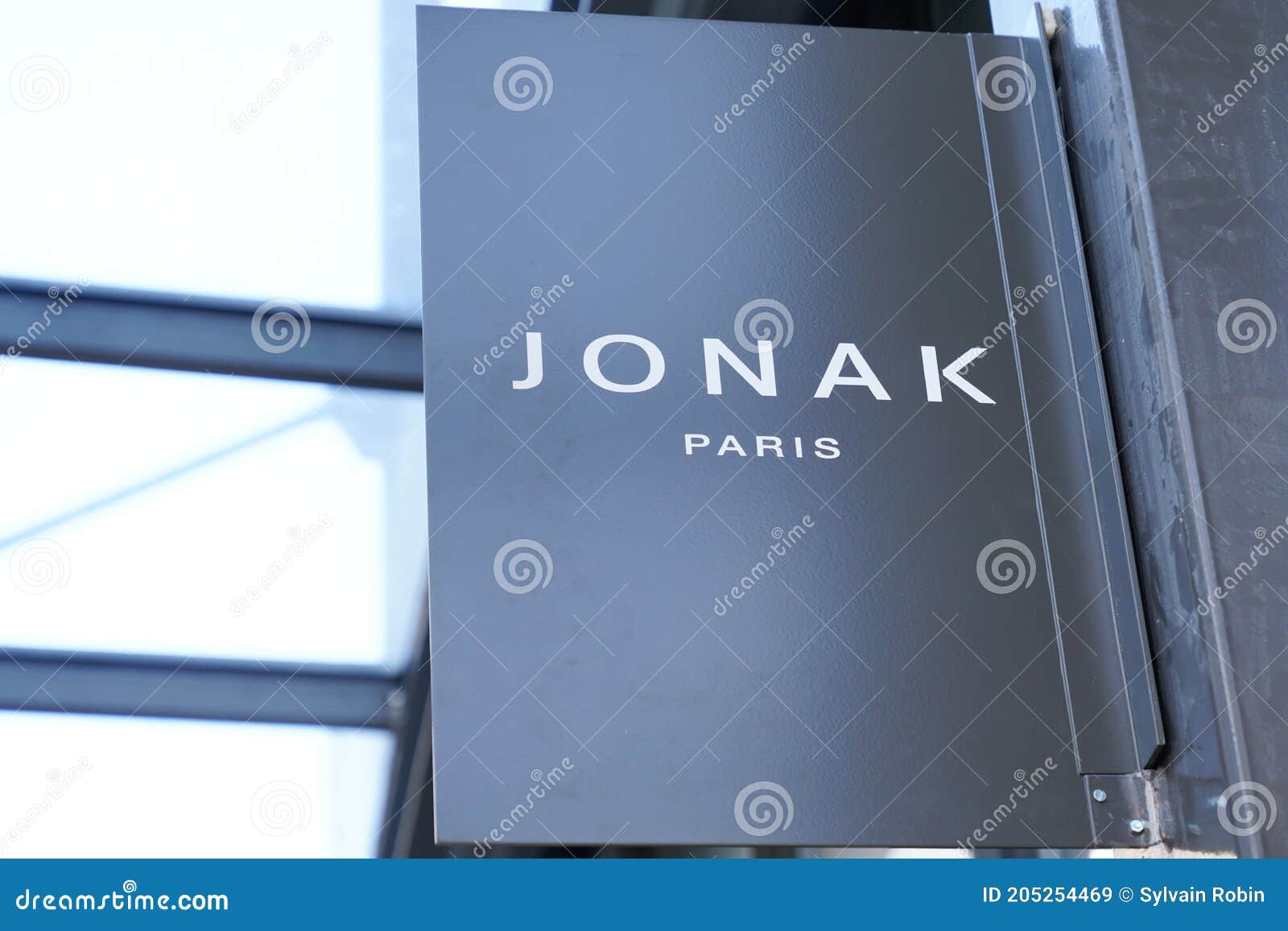 Buy > jonak france > in stock