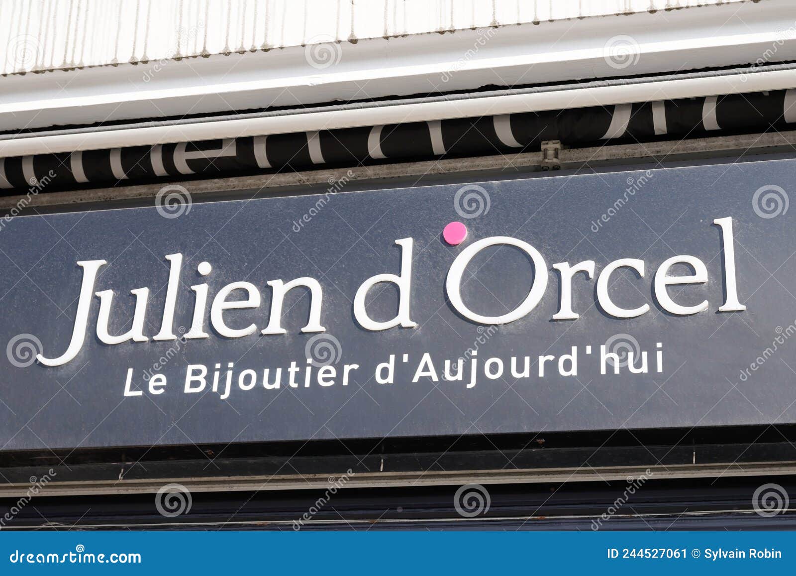 Julien D`orcel Text Sign and Logo Front of Shop Boutique Jewelry Brand ...