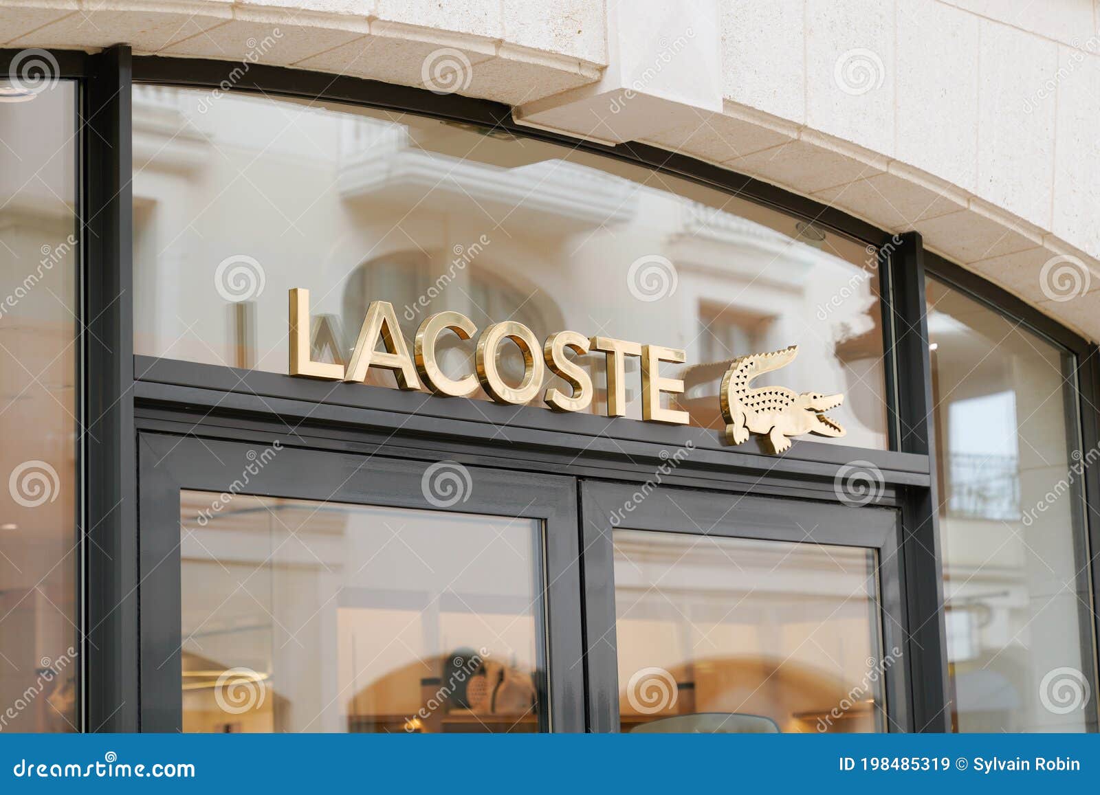 lacoste store france