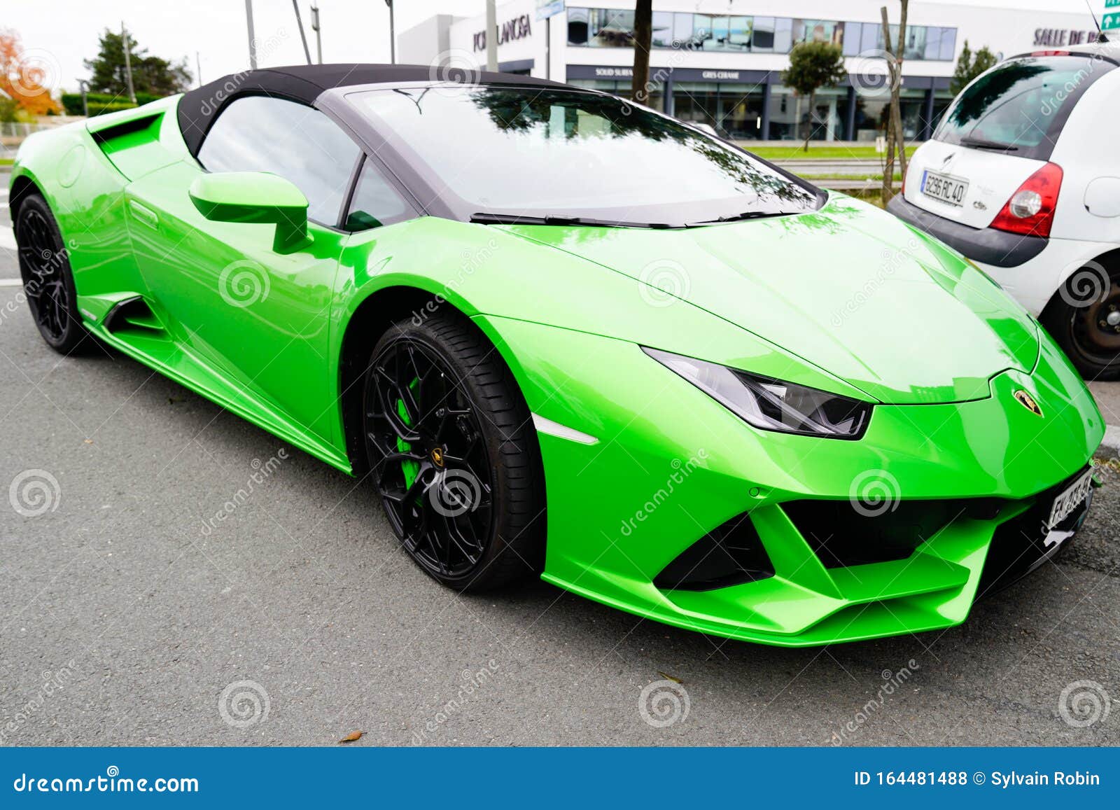 Bordeaux , Aquitaine / France - 11 18 2019 : Lamborghini Huracan Evo  Performante Sportscar Green Front Face Side in Street Editorial Stock Photo  - Image of front, international: 164481488