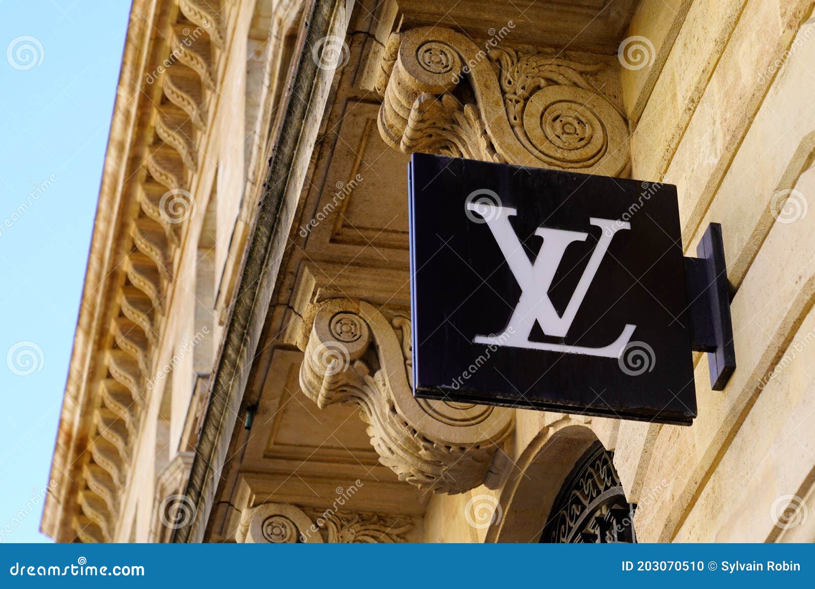 Louis Vuitton Brand Logo Background Brown Symbol Design Clothes Fashion  Vector Illustration 23871205 Vector Art at Vecteezy