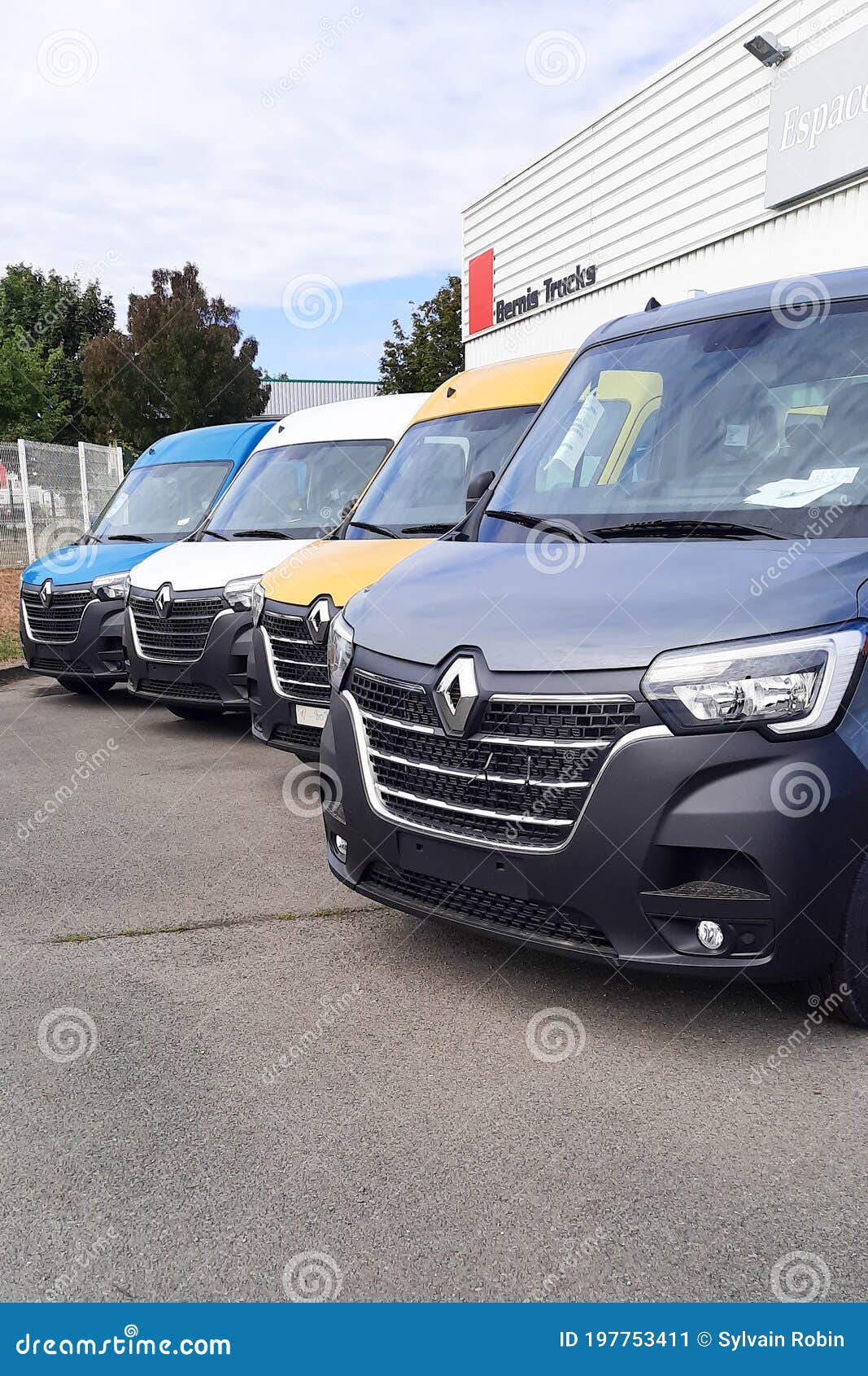 renault master vans for sale