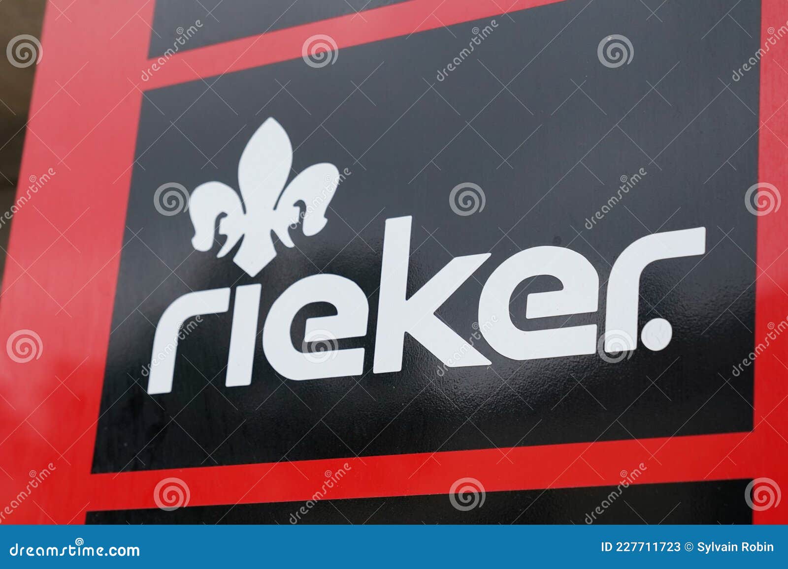 halskæde London Hurtig Rieker Logo Brand Boutique and Sign Text of Shop German Company of Shoes  Manufacturer Editorial Stock Photo - Image of company, icon: 227711723