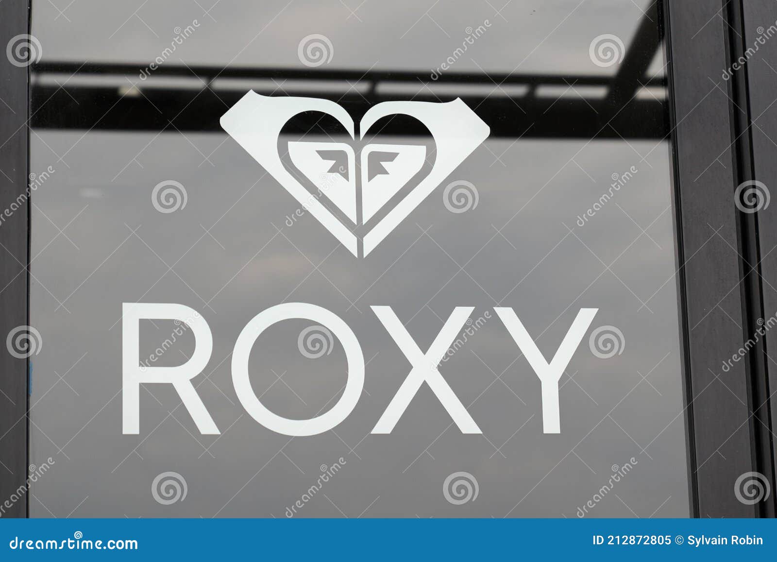Roxy Logo PNG Vector (EPS) Free Download