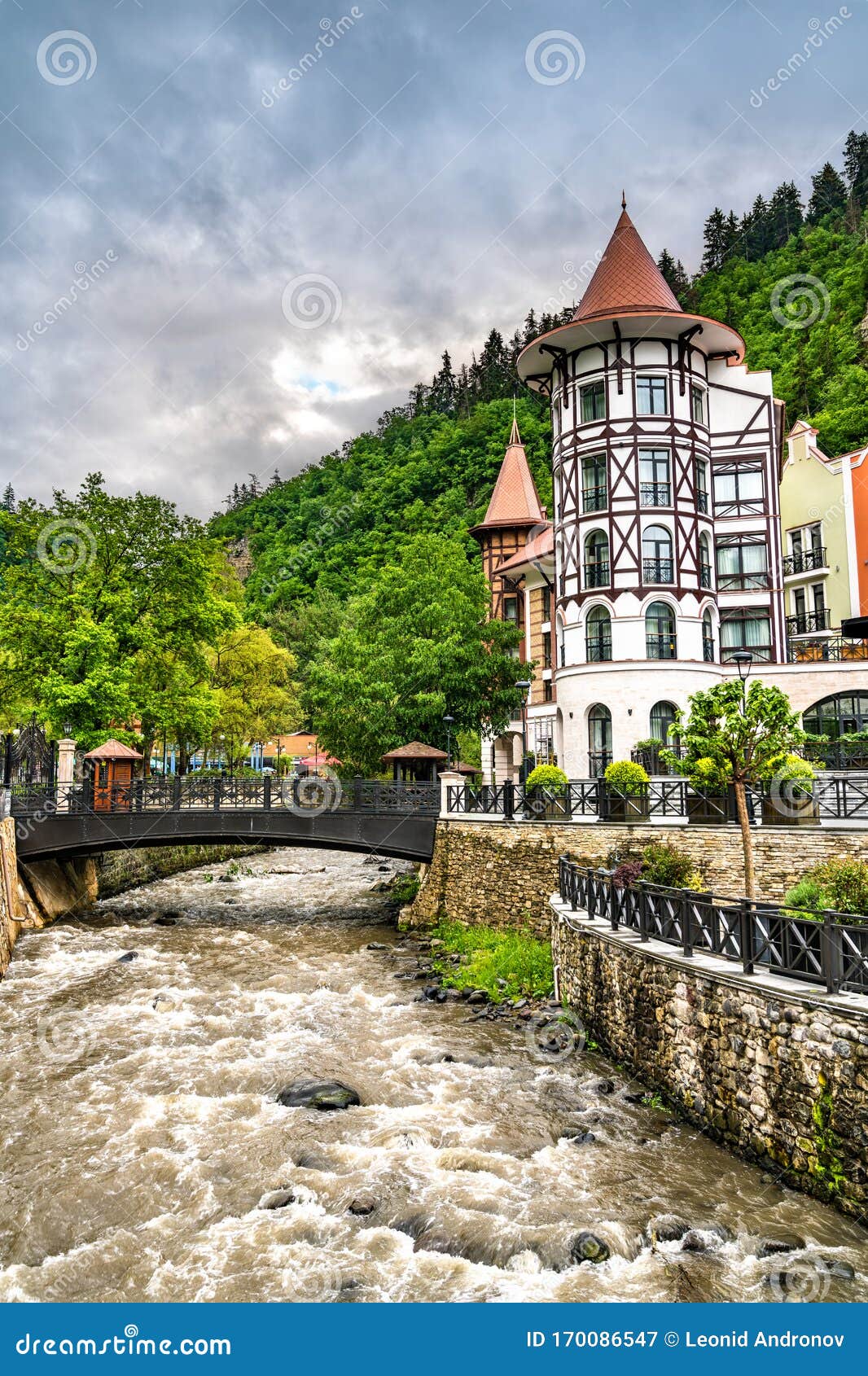 File:The Borjomula River in the Borjomi Park 2.JPG - Wikimedia Commons