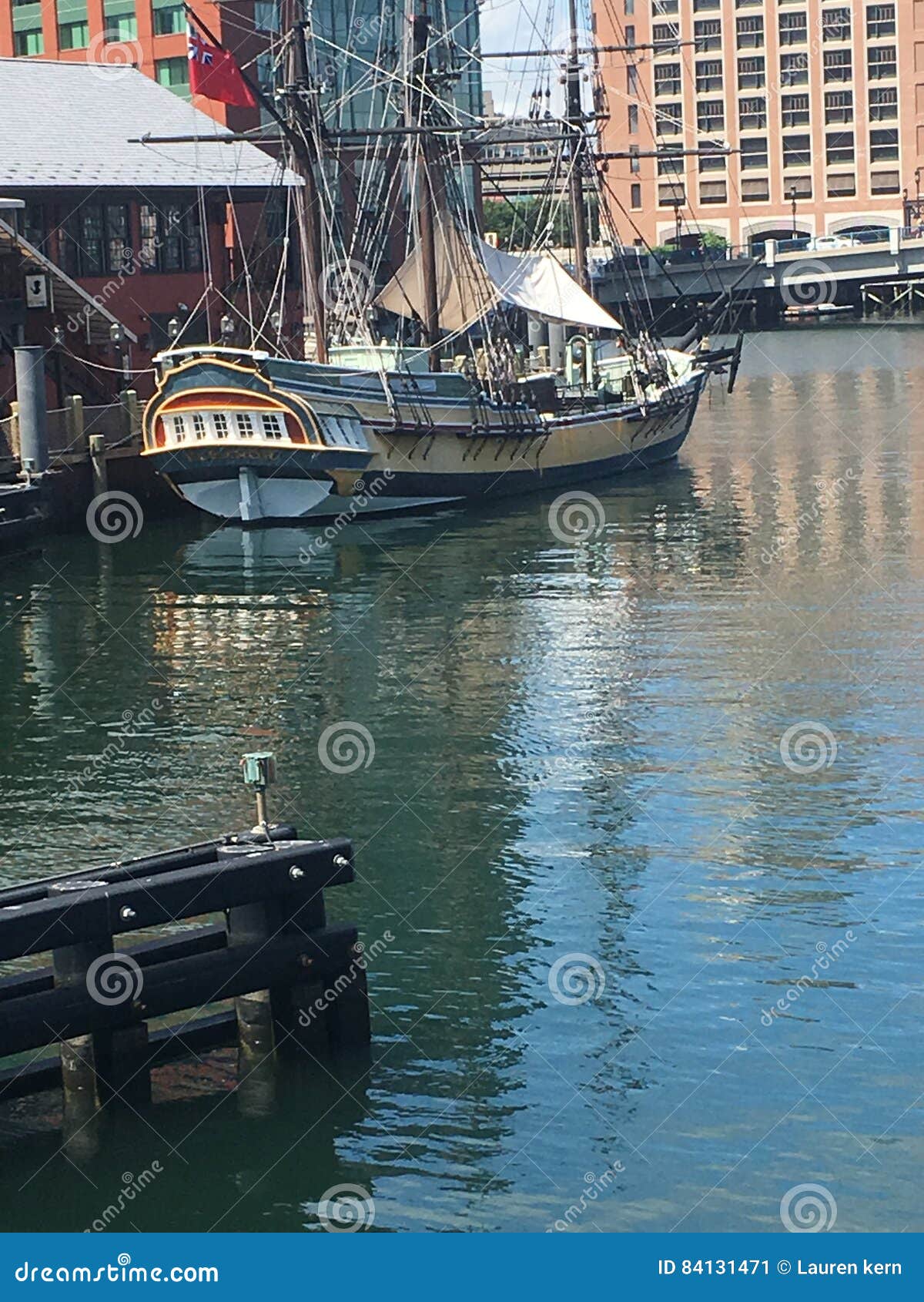 Boston tea party shop. editorial photo. Image of party 84131471