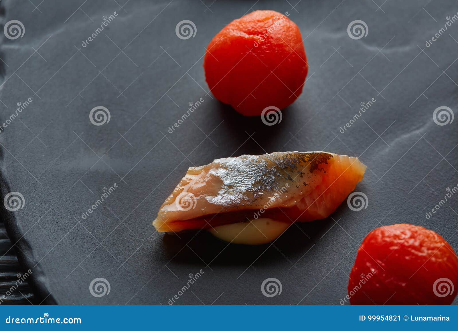 bota sardine with osmotized tomatoes macro